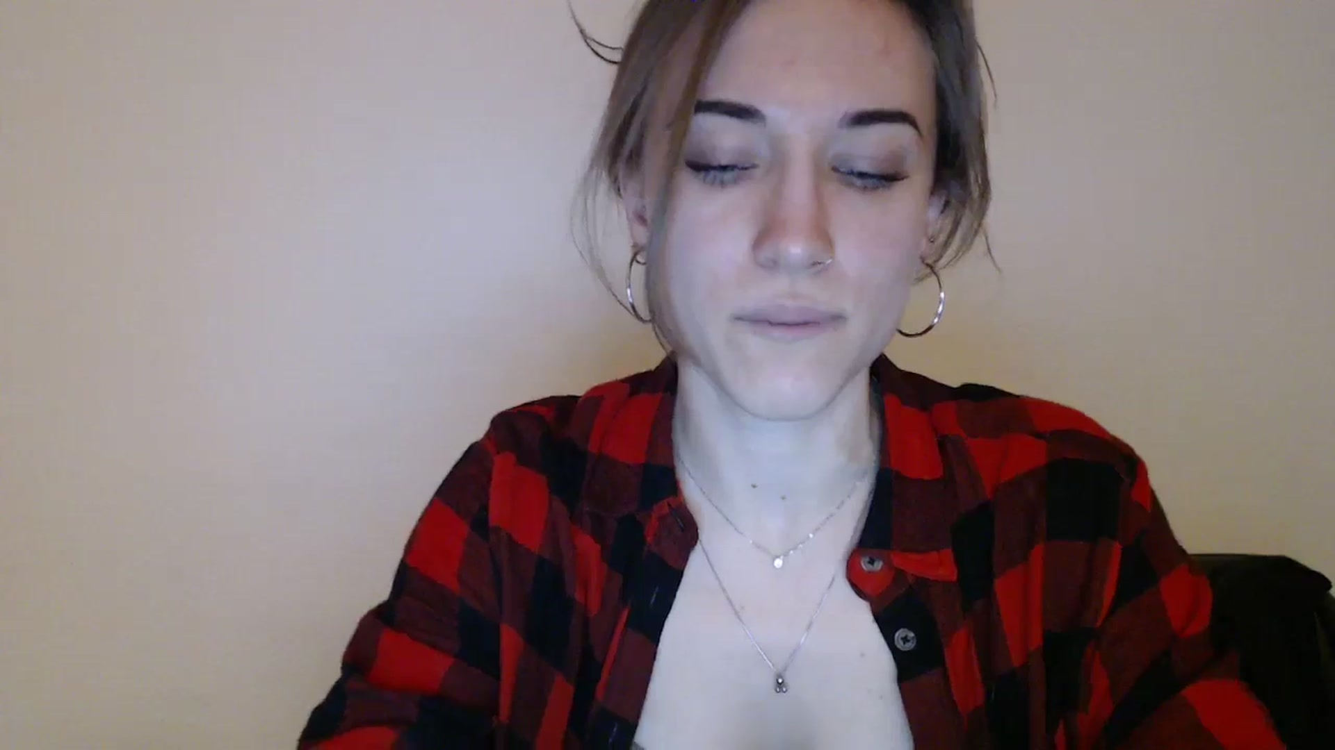 Gallery image thumbnail from GalaxyAnisia's myfreecams stream on, 12/28/2023, 16:56 image 8 of 20