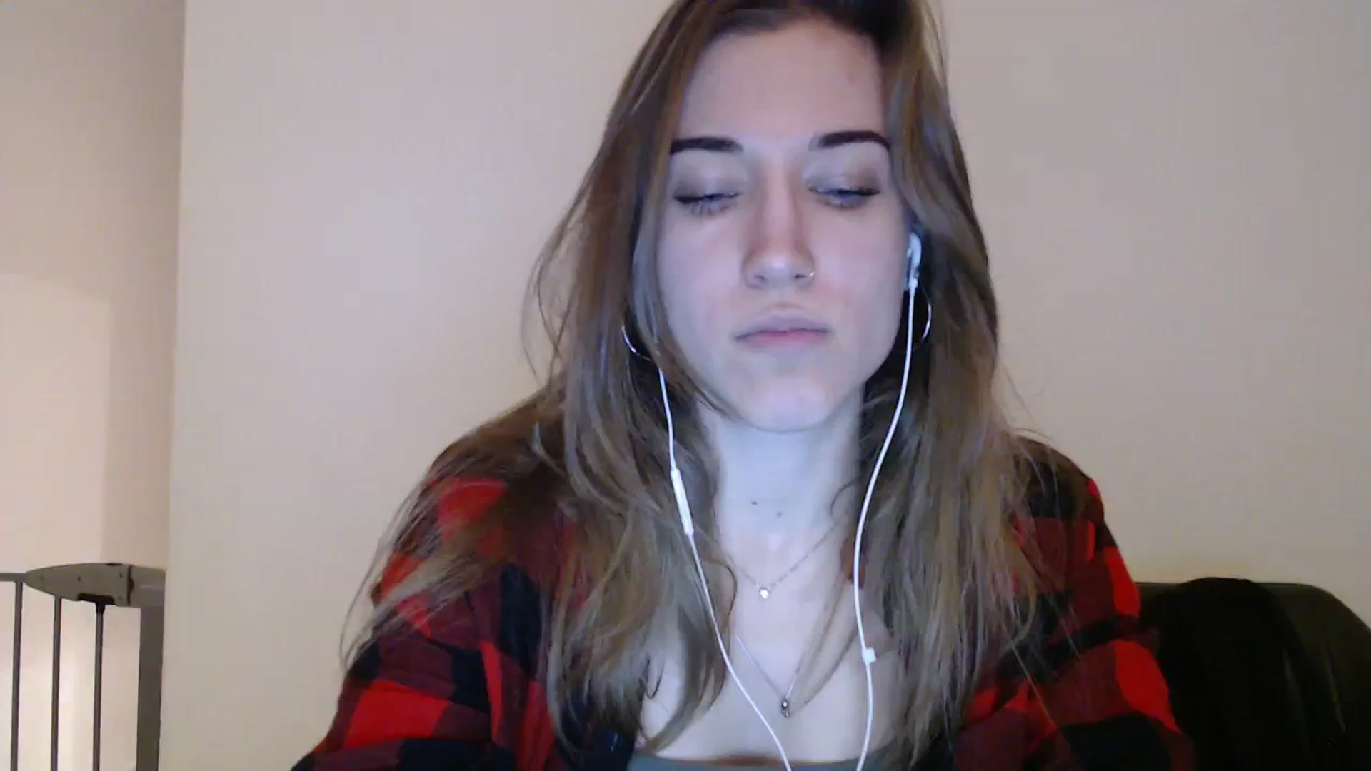 Gallery image thumbnail from GalaxyAnisia's myfreecams stream on, 12/28/2023, 18:42 image 1 of 20