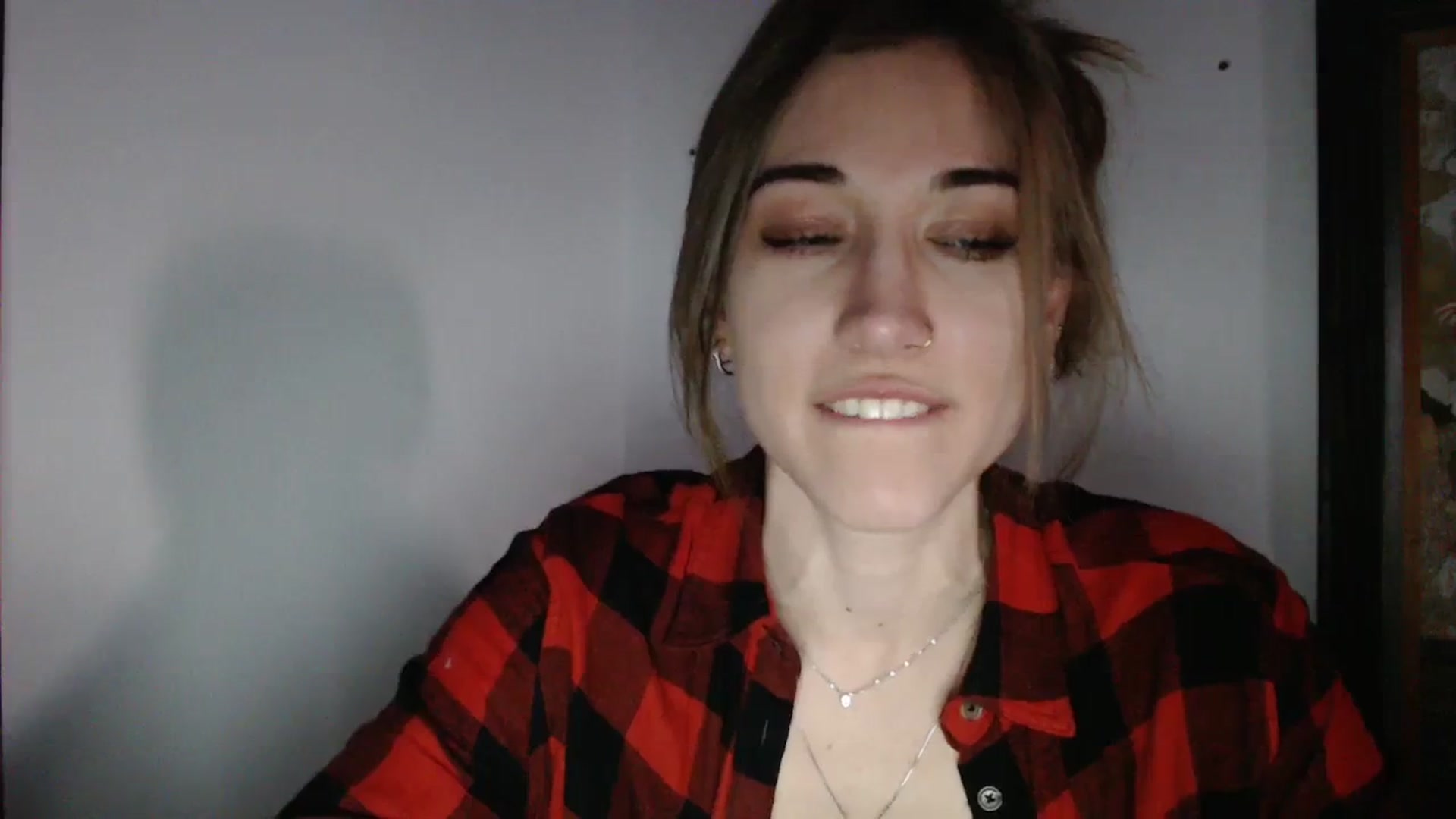 Gallery image thumbnail from GalaxyAnisia's myfreecams stream on, 01/08/2024, 17:18 image 10 of 20