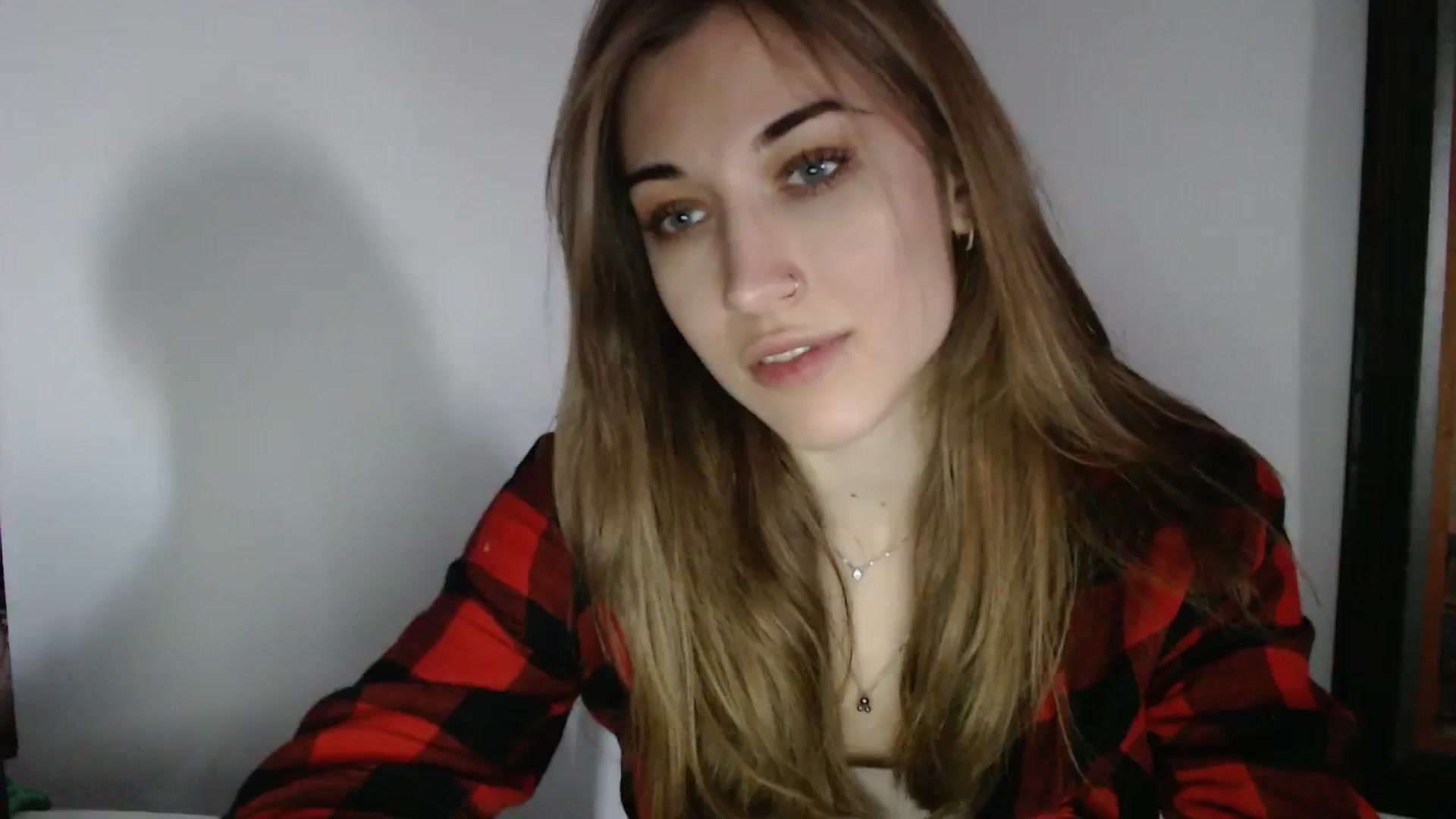 Gallery image thumbnail from GalaxyAnisia's myfreecams stream on, 01/08/2024, 17:18 image 3 of 20