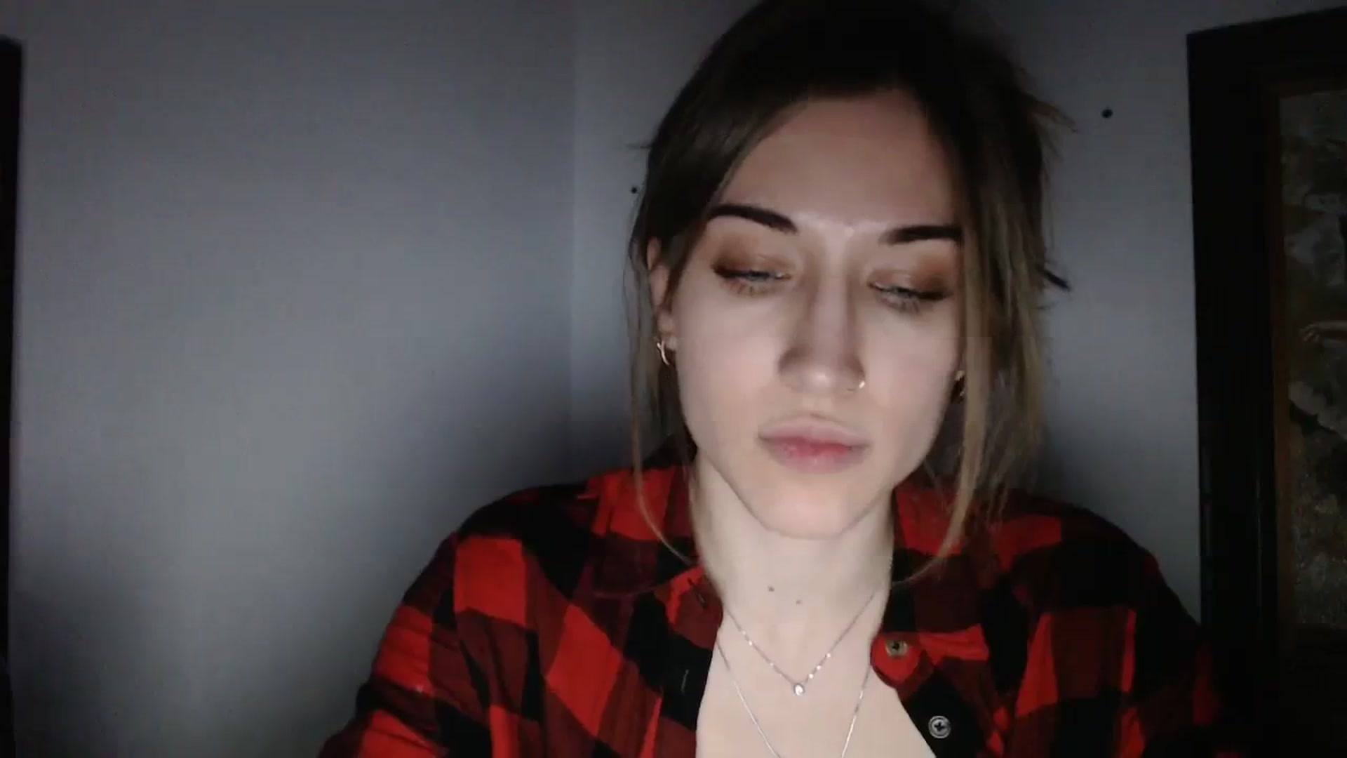 Gallery image thumbnail from GalaxyAnisia's myfreecams stream on, 01/08/2024, 17:18 image 18 of 20