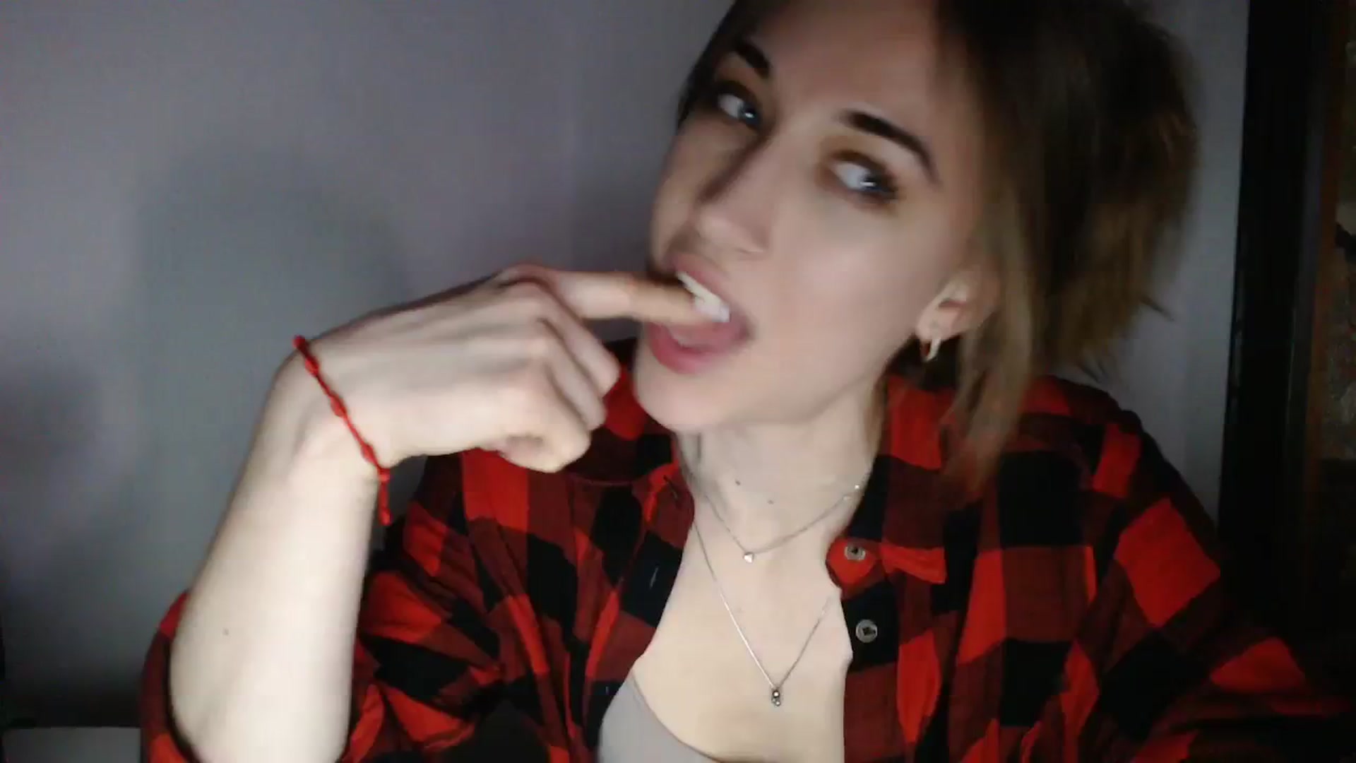 Gallery image thumbnail from GalaxyAnisia's myfreecams stream on, 01/08/2024, 17:18 image 13 of 20