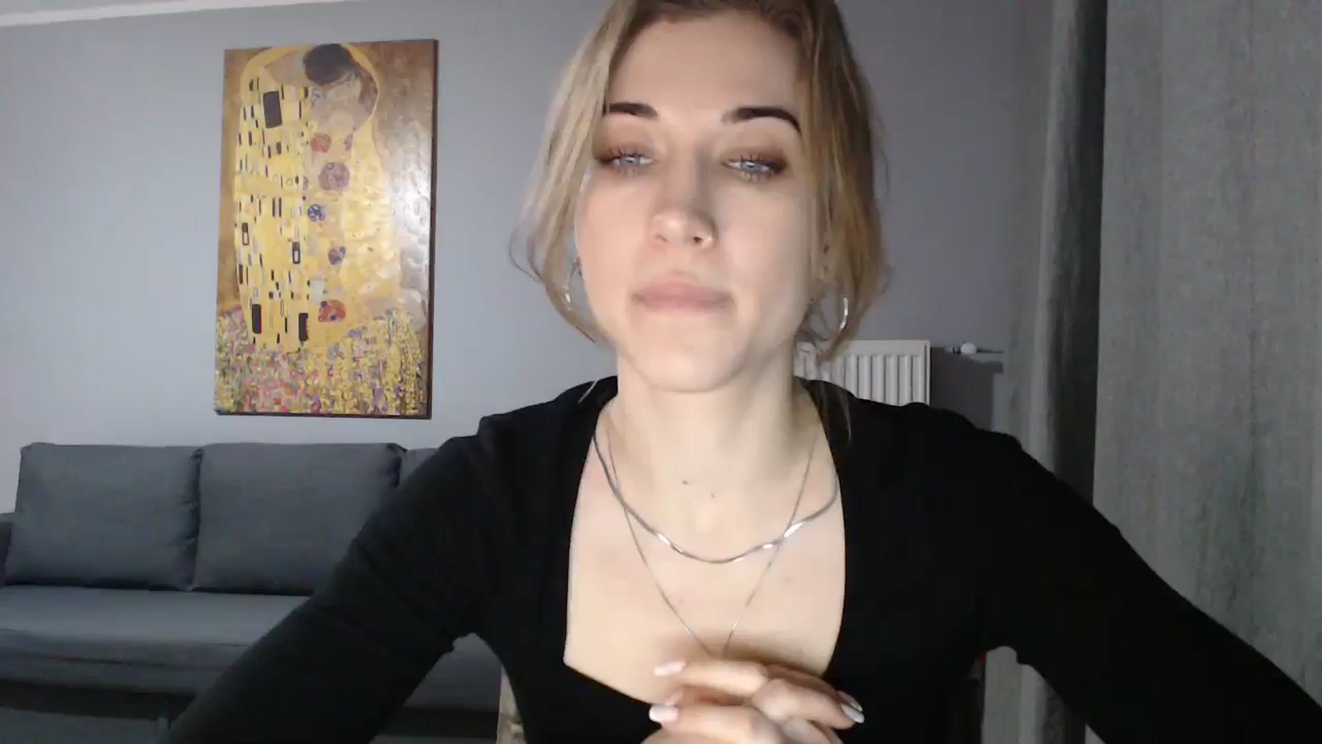 Gallery image thumbnail from GalaxyAnisia's myfreecams stream on, 01/22/2024, 23:21 image 1 of 20