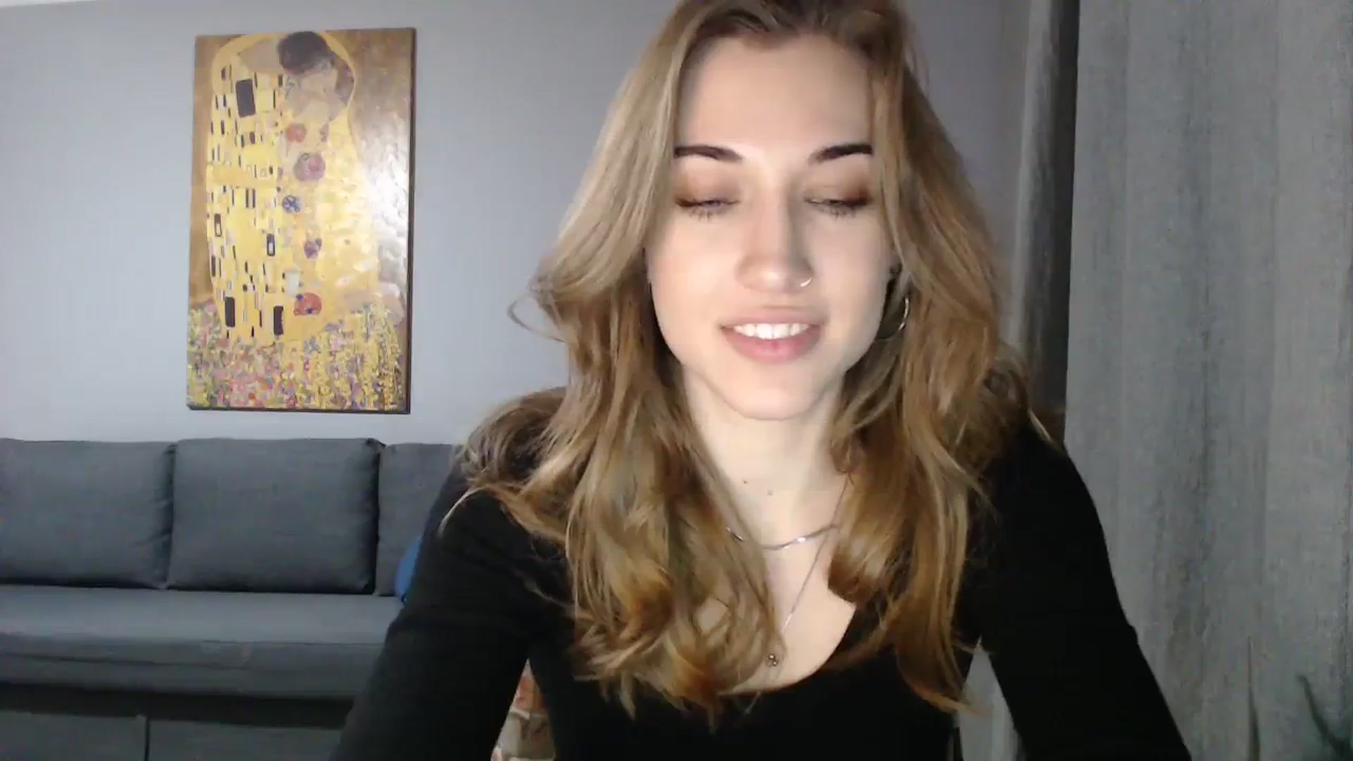Gallery image thumbnail from GalaxyAnisia's myfreecams stream on, 01/22/2024, 23:21 image 7 of 20