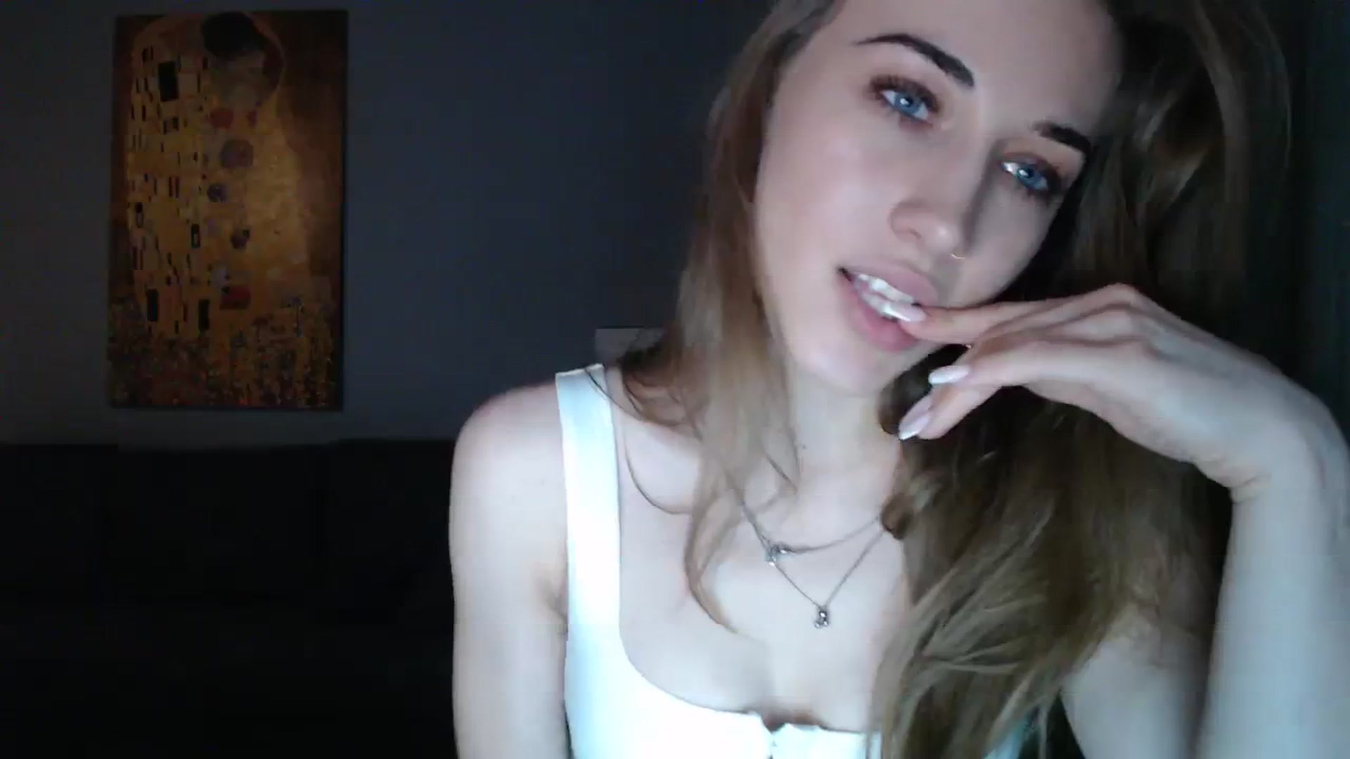 Gallery image thumbnail from GalaxyAnisia's myfreecams stream on, 02/08/2024, 02:59 image 3 of 20