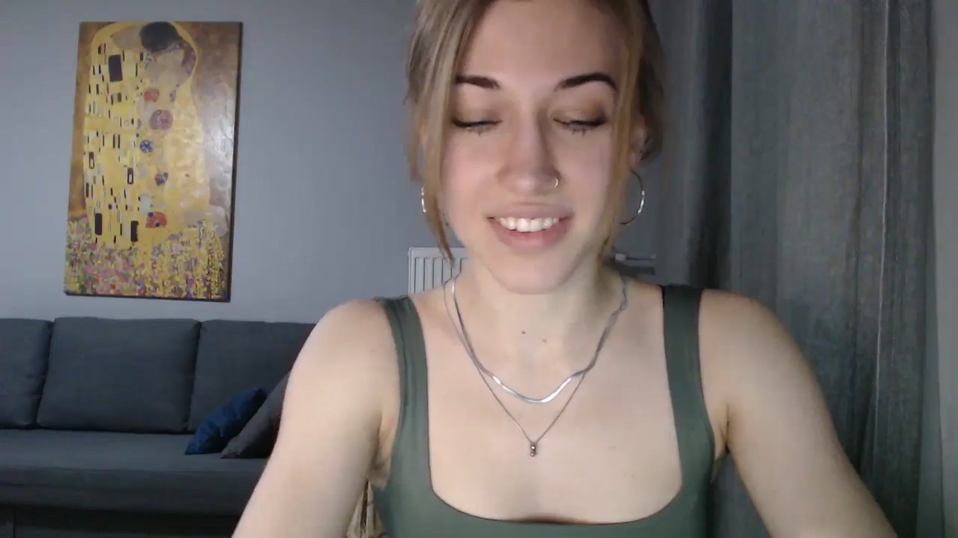 Gallery image thumbnail from GalaxyAnisia's myfreecams stream on, 03/11/2024, 04:02 image 13 of 20