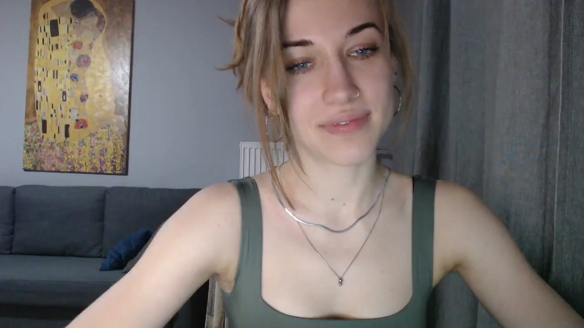 Gallery image thumbnail from GalaxyAnisia's myfreecams stream on, 03/11/2024, 06:48 image 10 of 20