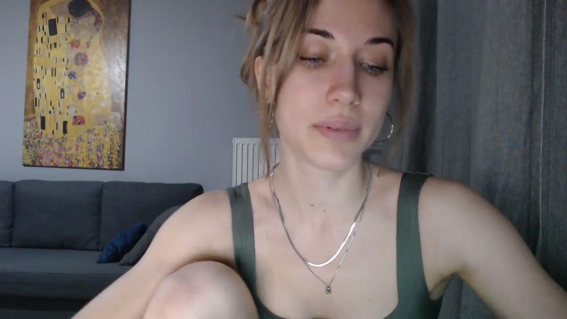 Gallery image thumbnail from GalaxyAnisia's myfreecams stream on, 03/11/2024, 08:06 image 17 of 20