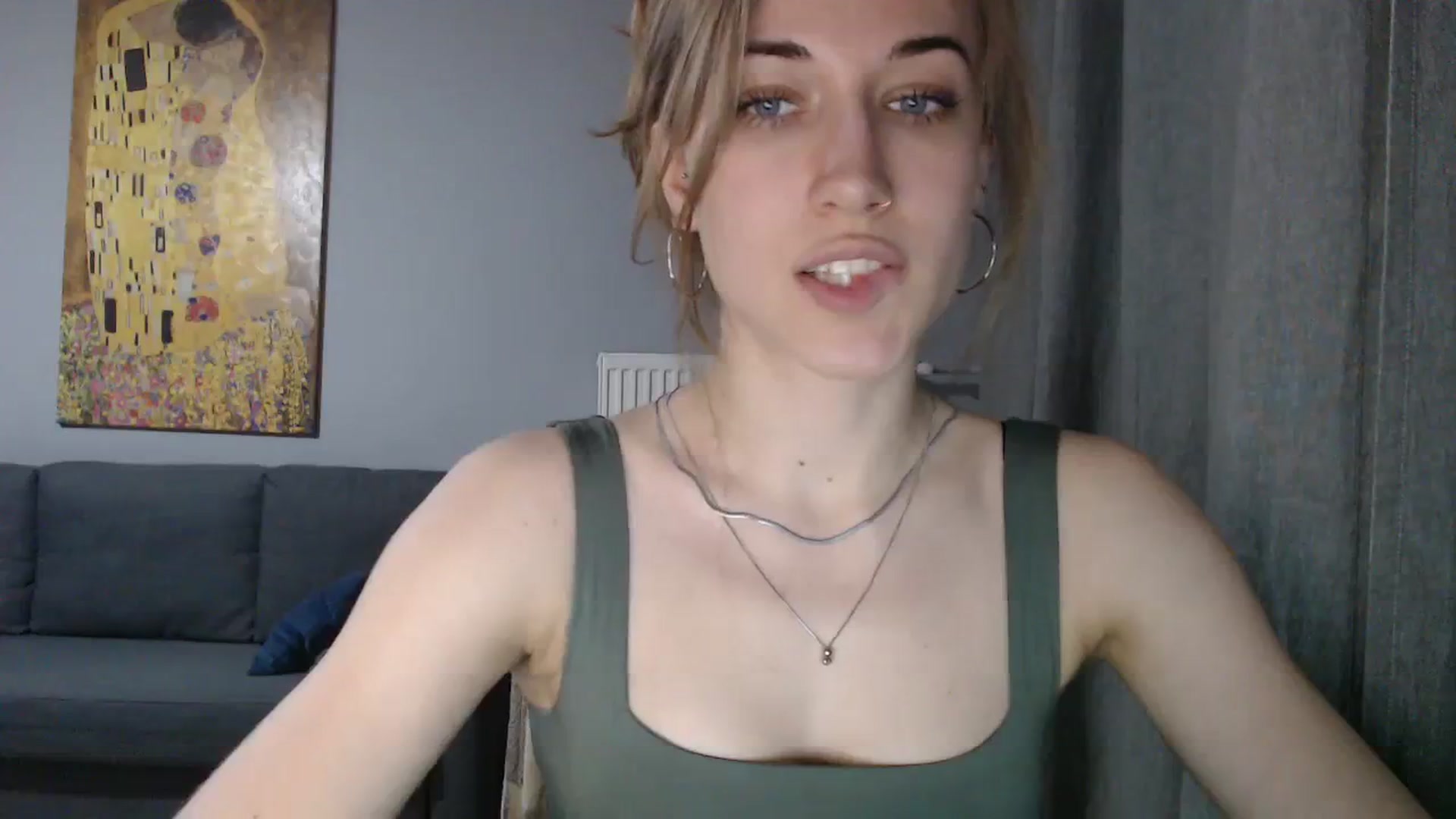 Gallery image thumbnail from GalaxyAnisia's myfreecams stream on, 03/11/2024, 08:06 image 3 of 20