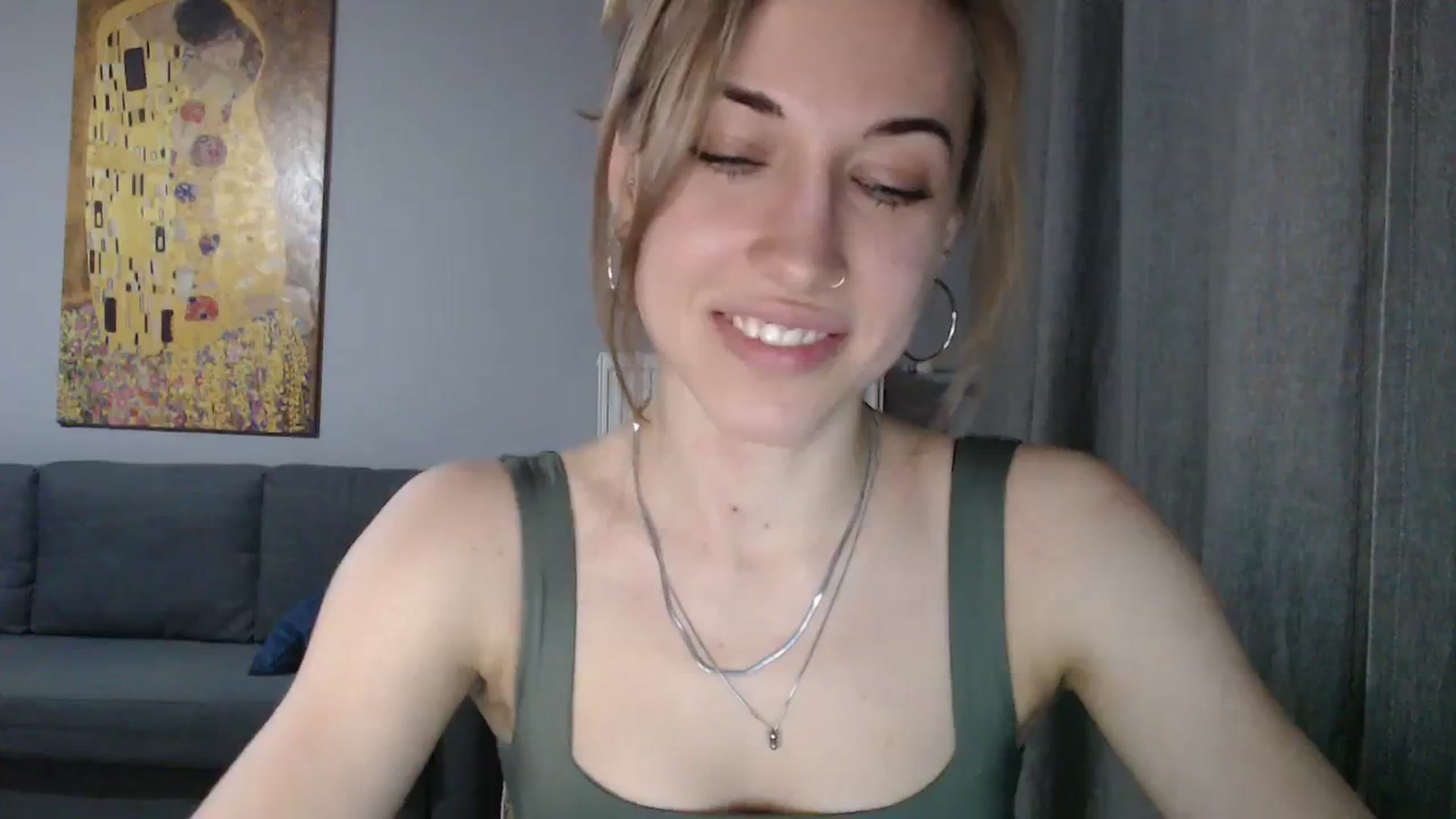 Gallery image thumbnail from GalaxyAnisia's myfreecams stream on, 03/11/2024, 08:06 image 8 of 20