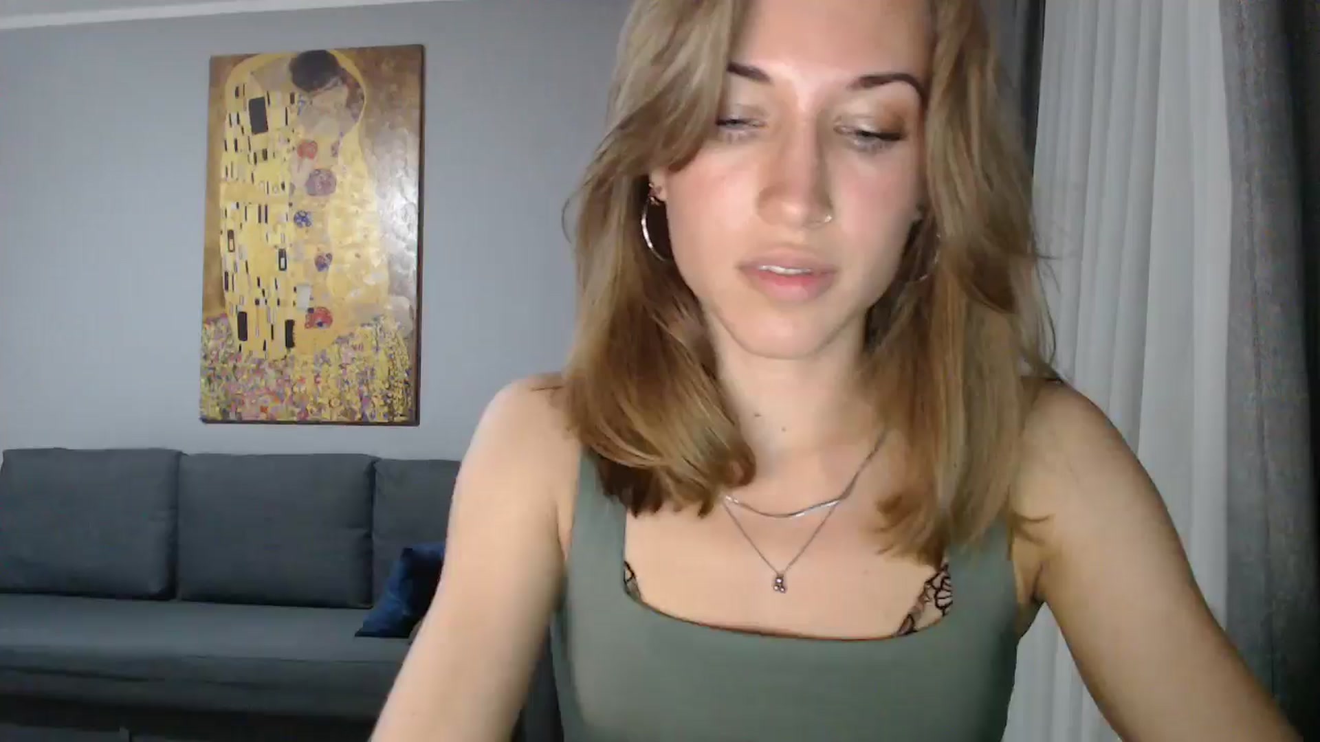 Gallery image thumbnail from GalaxyAnisia's myfreecams stream on, 05/13/2024, 23:37 image 1 of 20
