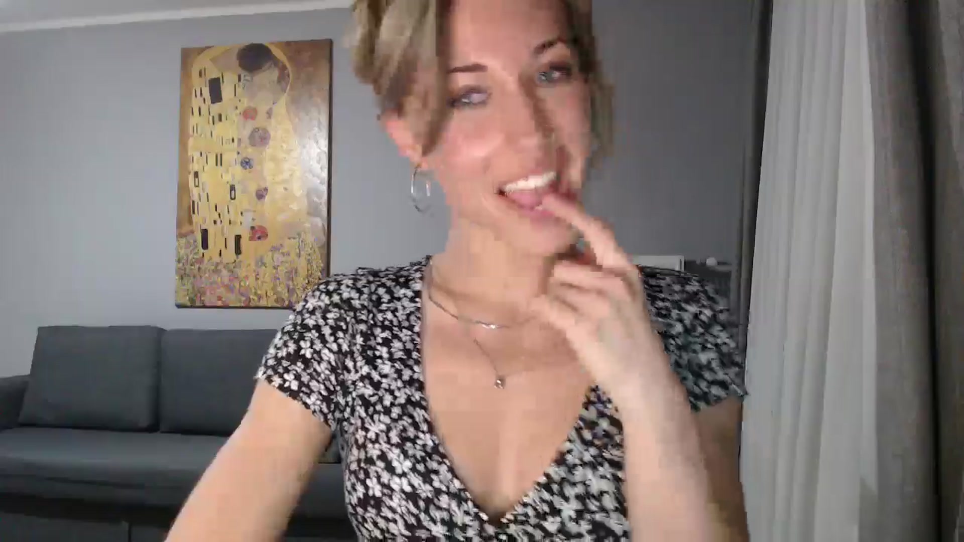 Gallery image thumbnail from GalaxyAnisia's myfreecams stream on, 05/14/2024, 24:00 image 4 of 20