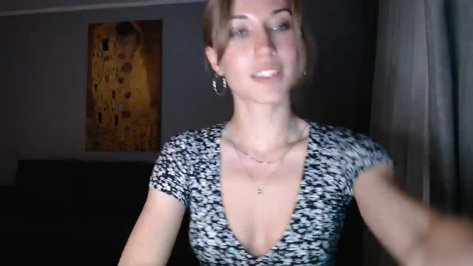 Gallery image thumbnail from GalaxyAnisia's myfreecams stream on, 05/14/2024, 24:00 image 17 of 20