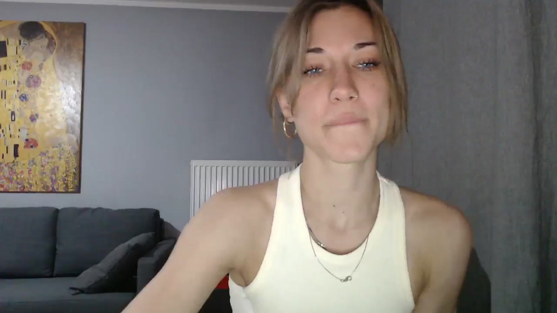 Gallery image thumbnail from GalaxyAnisia's myfreecams stream on, 05/17/2024, 15:46 image 20 of 20