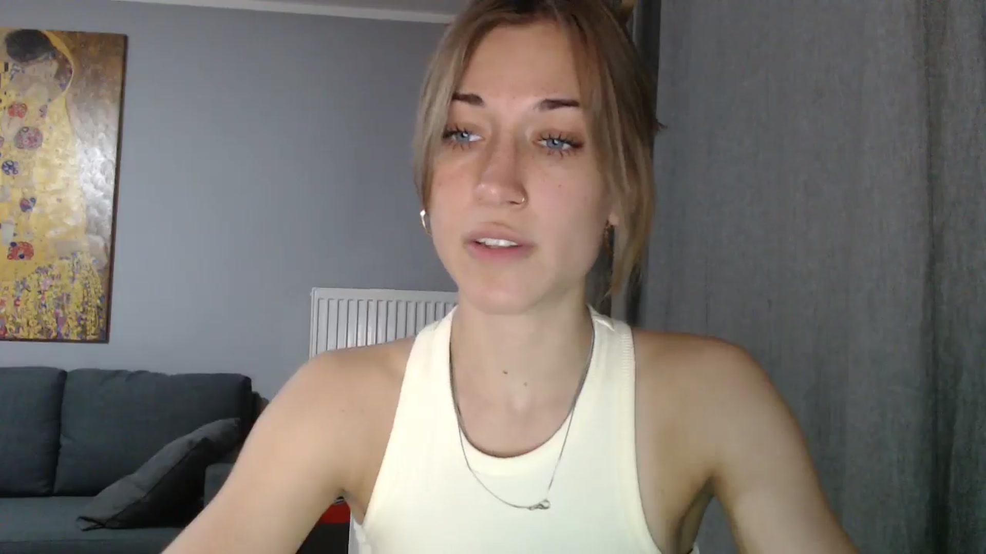Gallery image thumbnail from GalaxyAnisia's myfreecams stream on, 05/17/2024, 16:18 image 8 of 20