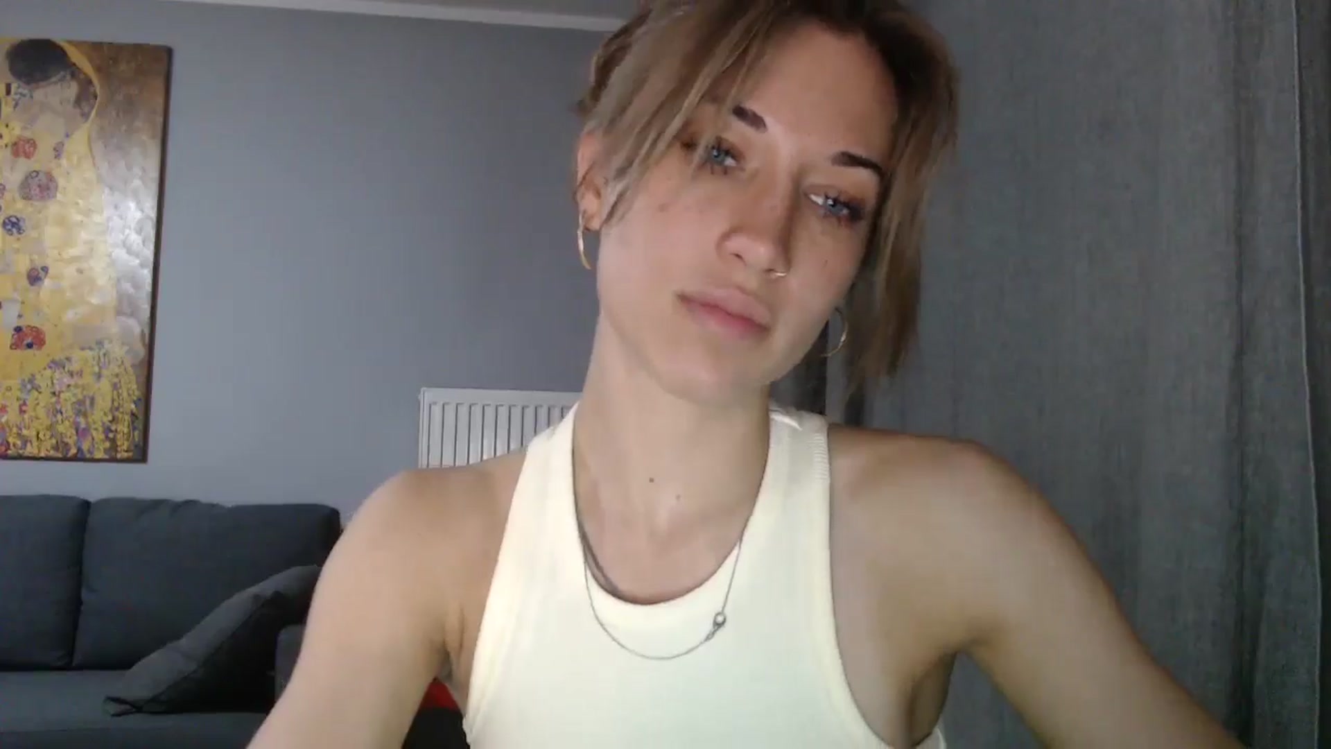 Gallery image thumbnail from GalaxyAnisia's myfreecams stream on, 05/17/2024, 16:18 image 20 of 20