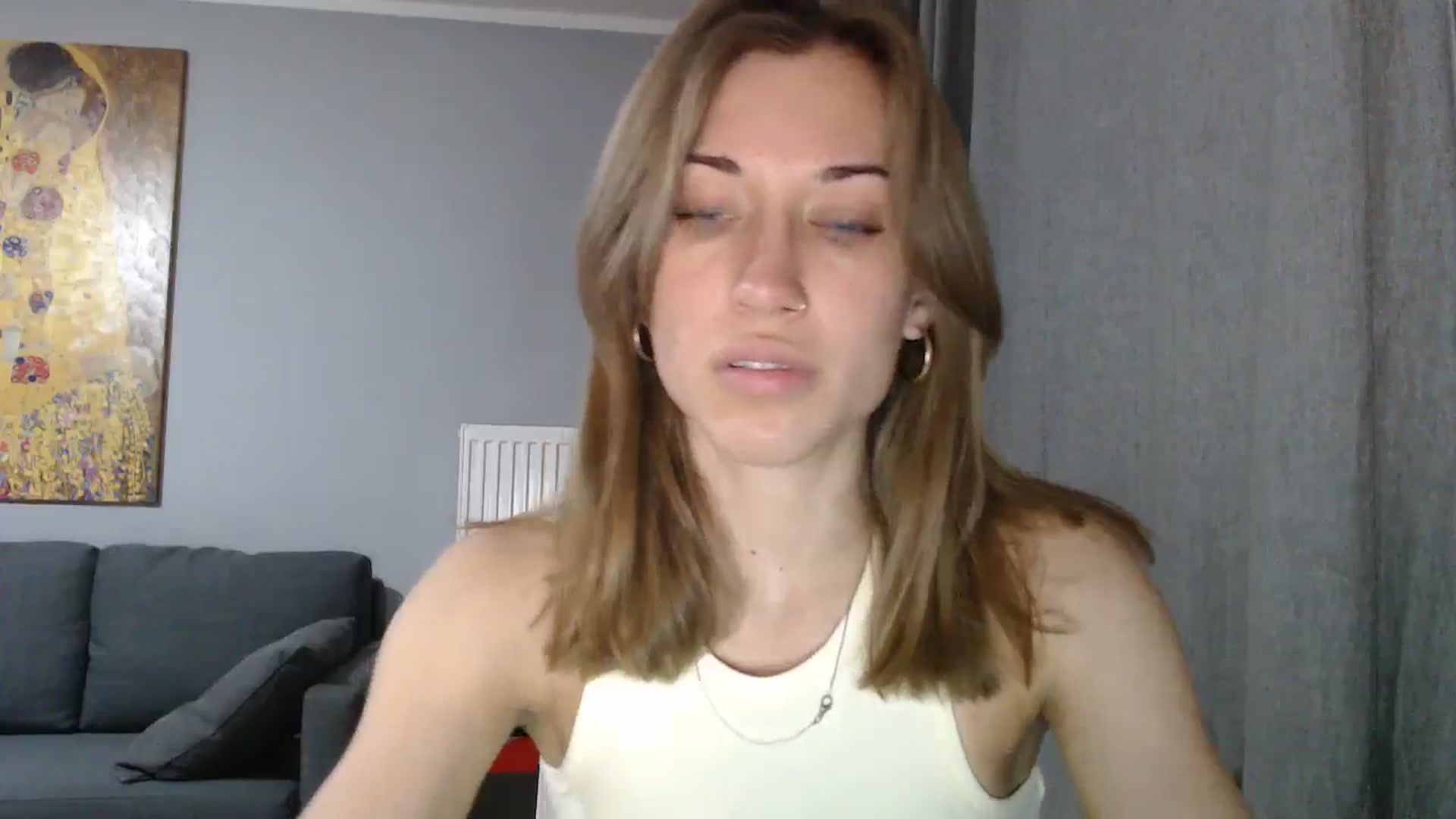 Gallery image thumbnail from GalaxyAnisia's myfreecams stream on, 05/17/2024, 16:18 image 15 of 20