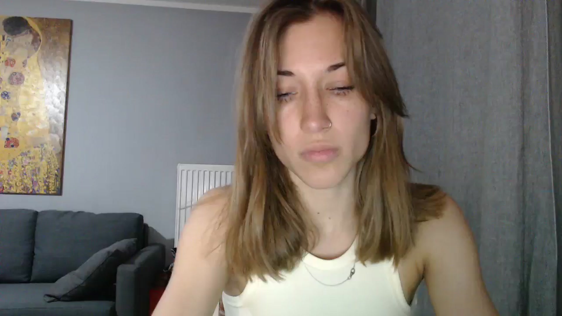 Gallery image thumbnail from GalaxyAnisia's myfreecams stream on, 05/17/2024, 16:18 image 18 of 20