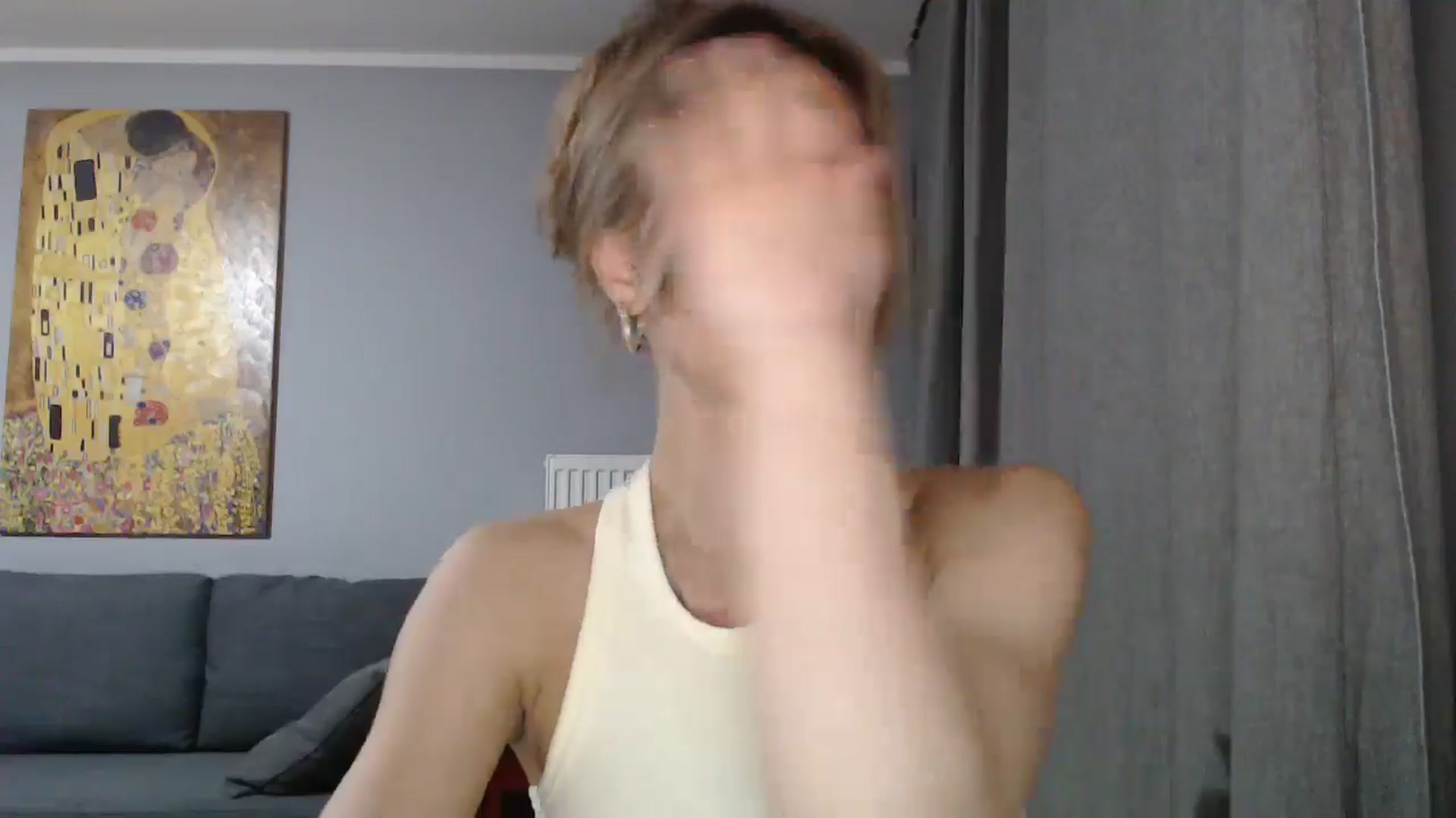 Gallery image thumbnail from GalaxyAnisia's myfreecams stream on, 05/17/2024, 18:47 image 16 of 20
