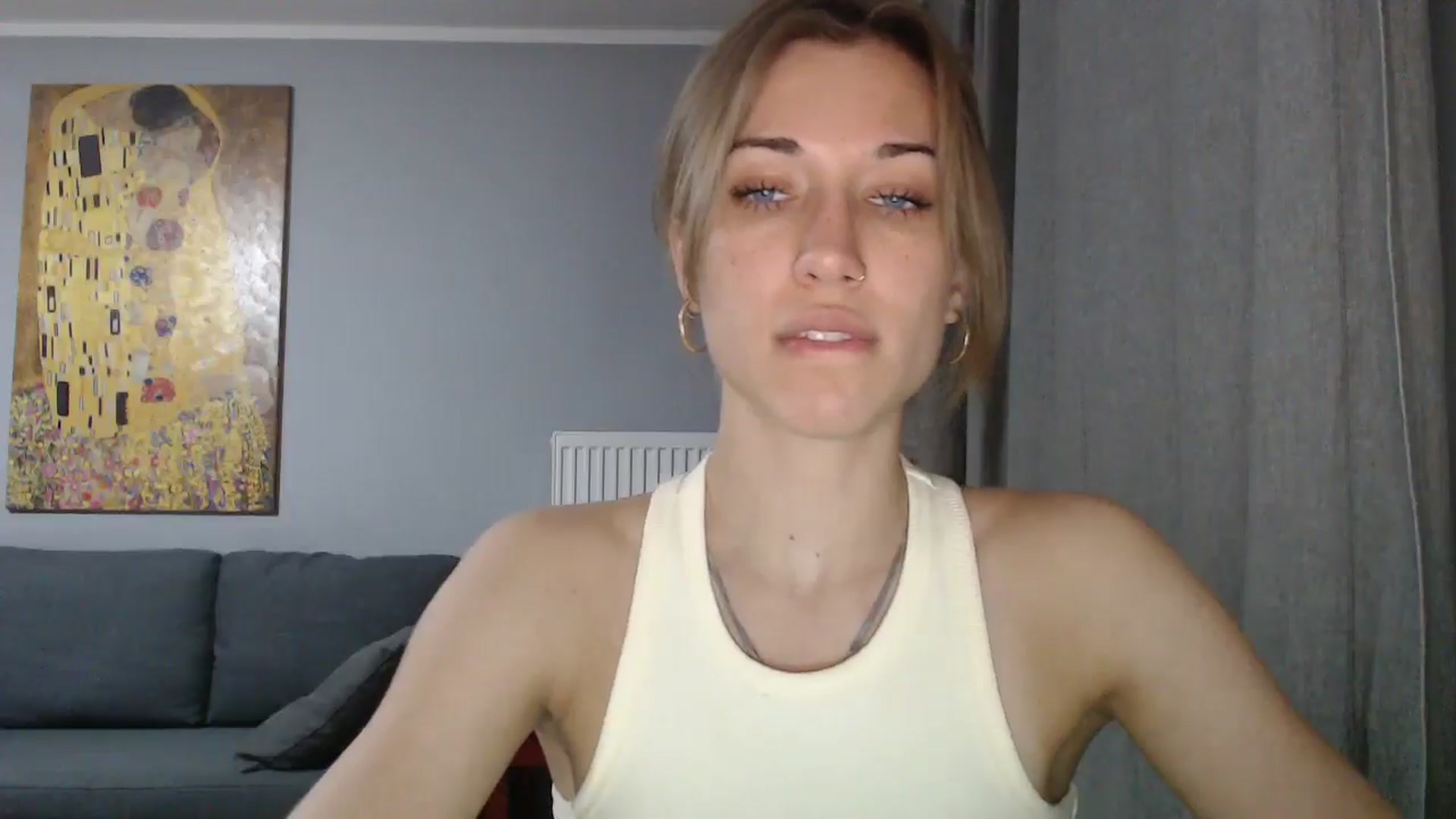Gallery image thumbnail from GalaxyAnisia's myfreecams stream on, 05/17/2024, 18:47 image 11 of 20