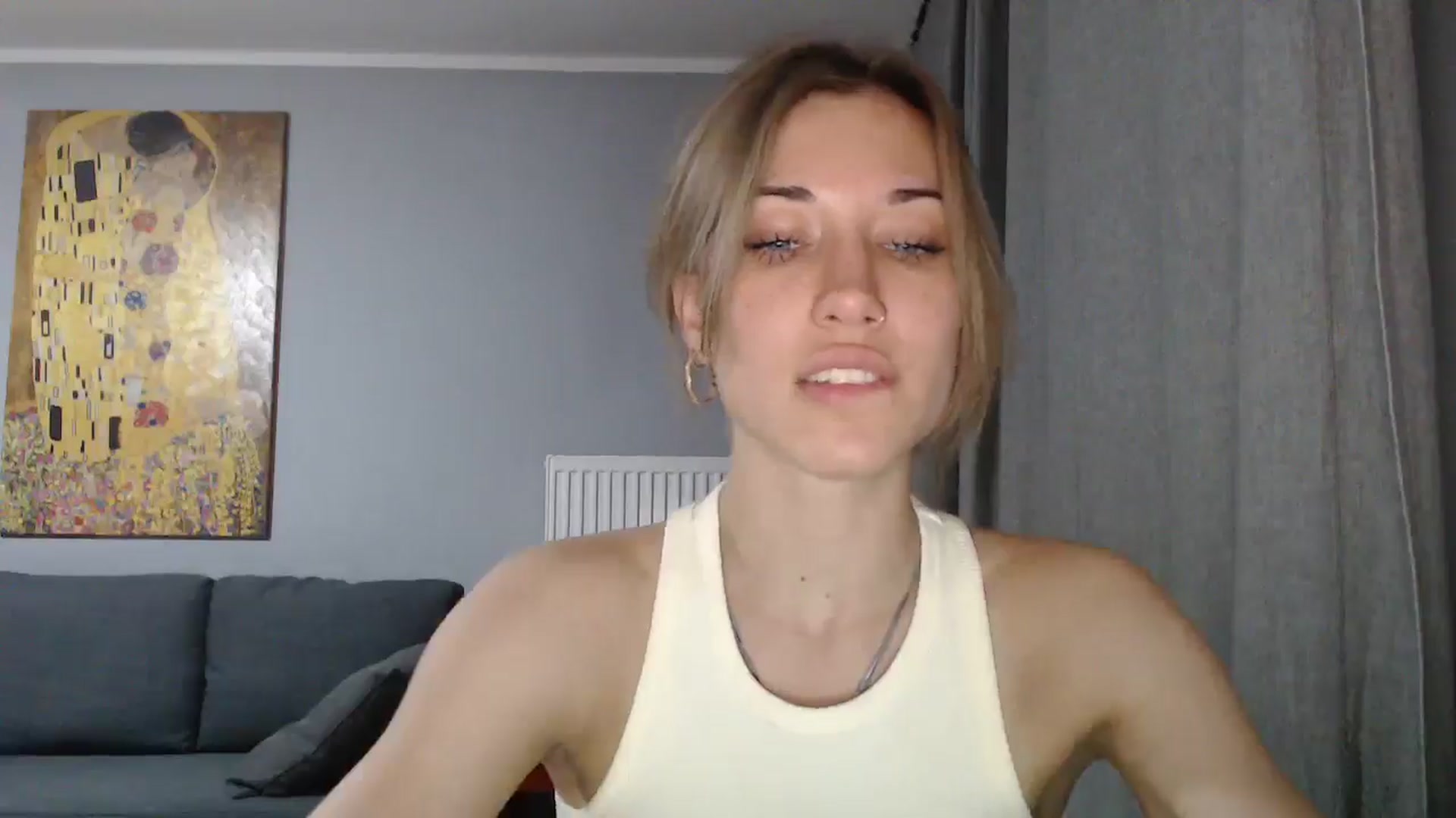 Gallery image thumbnail from GalaxyAnisia's myfreecams stream on, 05/17/2024, 18:47 image 15 of 20