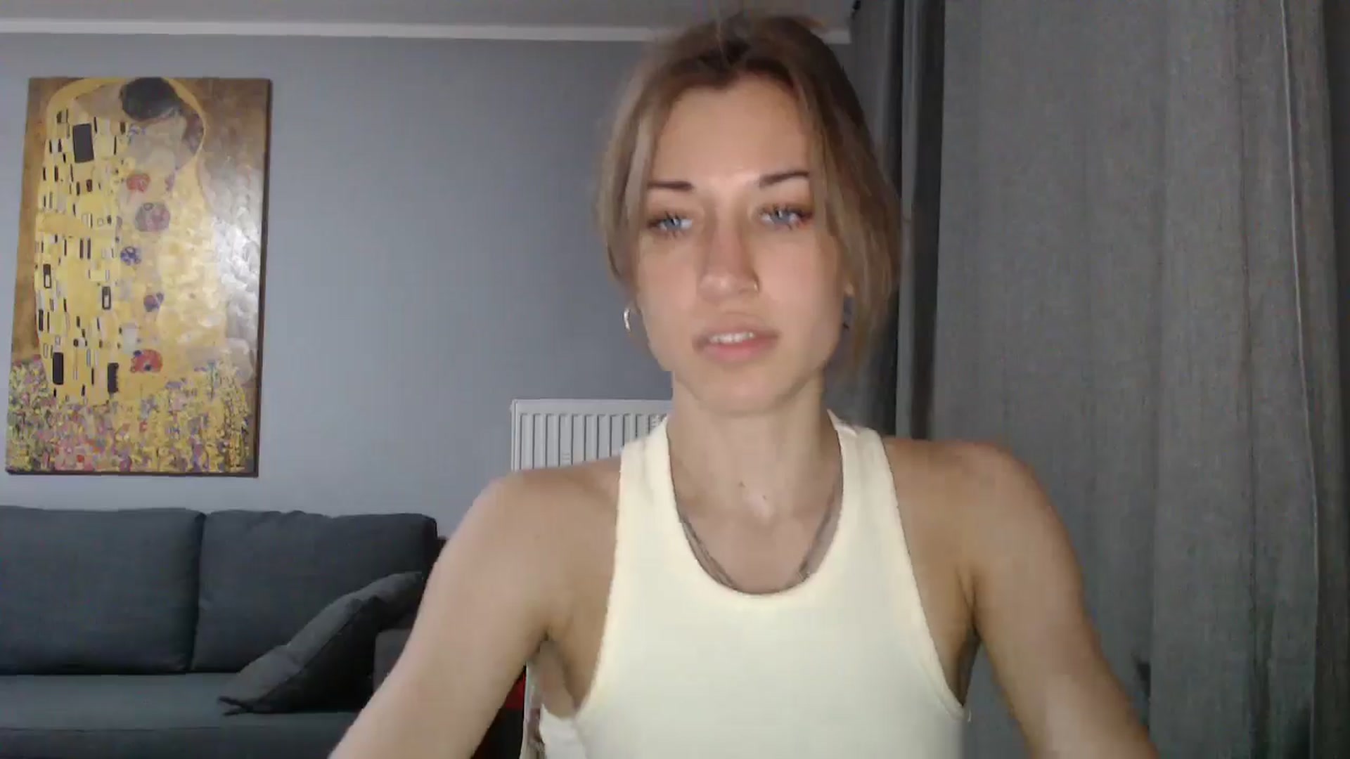 Gallery image thumbnail from GalaxyAnisia's myfreecams stream on, 05/17/2024, 18:47 image 6 of 20
