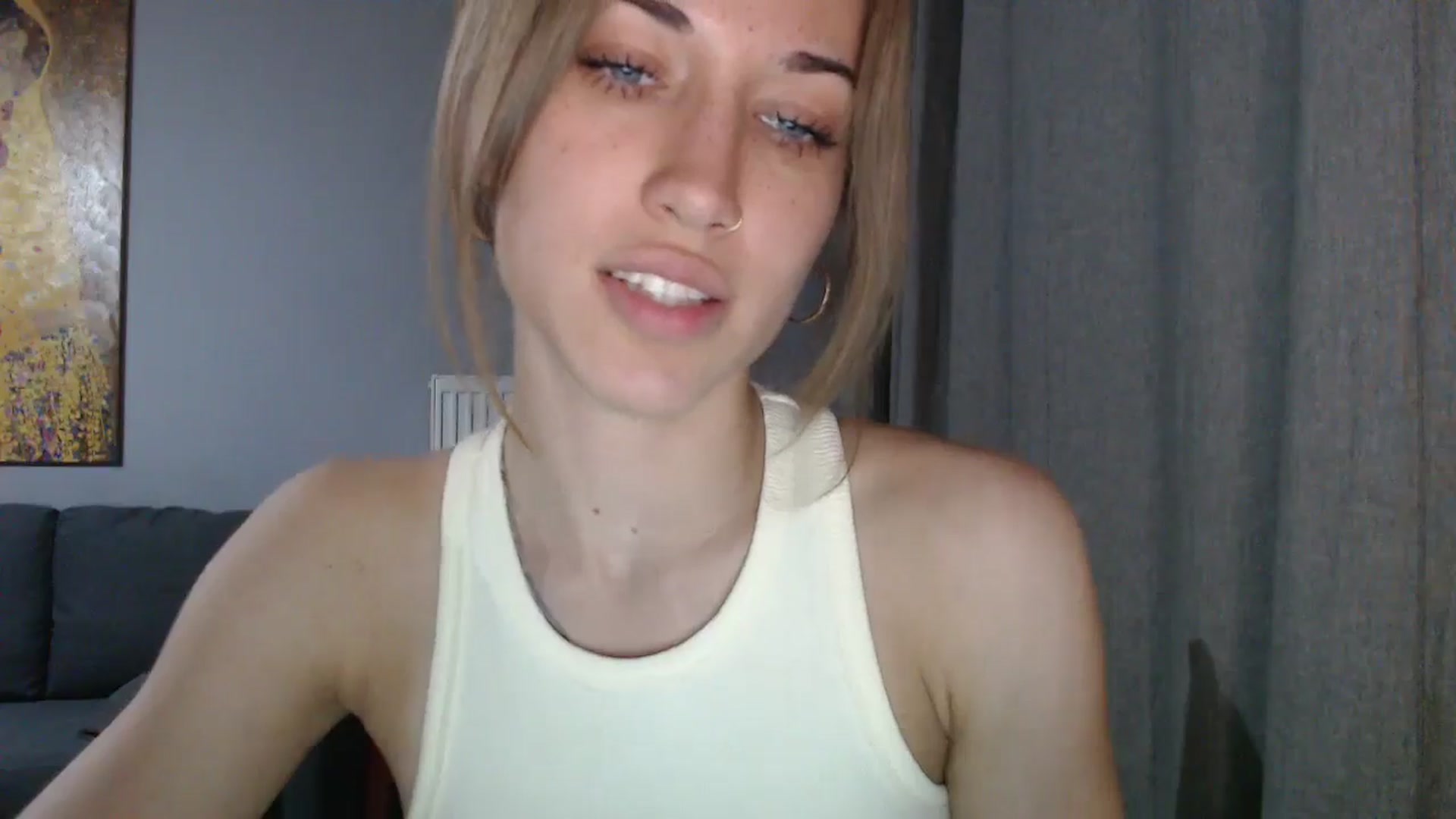Gallery image thumbnail from GalaxyAnisia's myfreecams stream on, 05/17/2024, 19:42 image 13 of 20