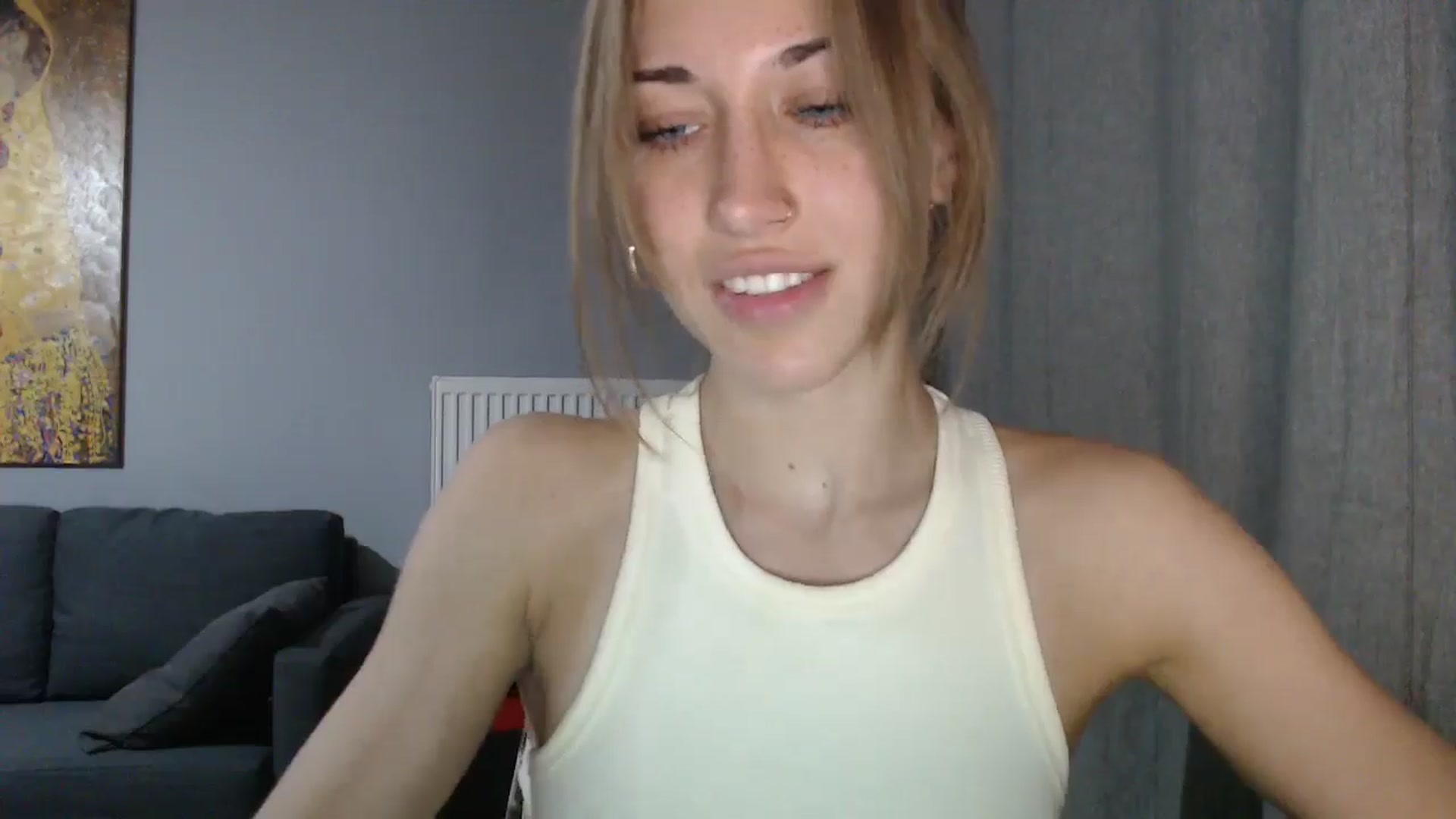 Gallery image thumbnail from GalaxyAnisia's myfreecams stream on, 05/17/2024, 19:42 image 15 of 20