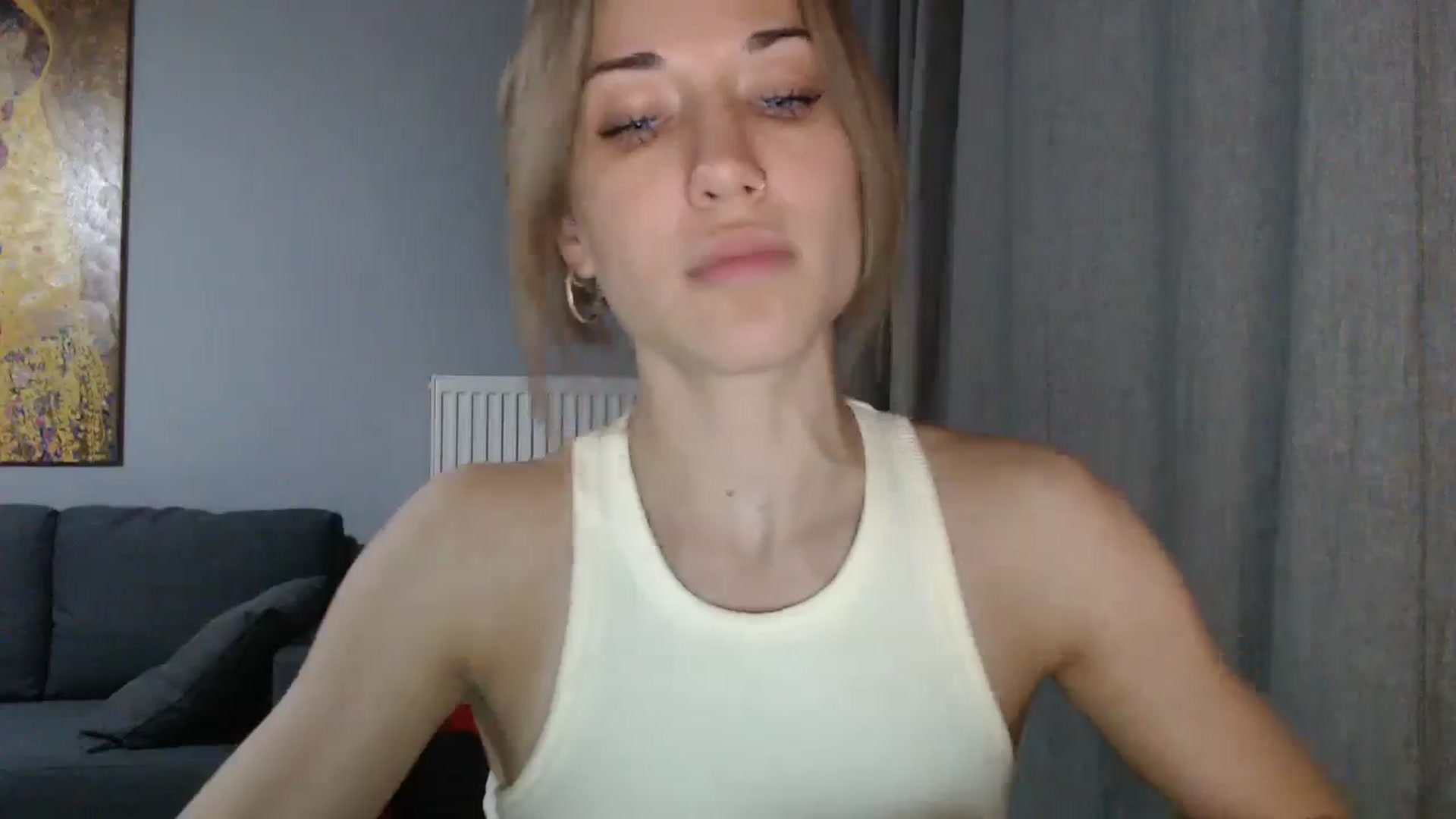 Gallery image thumbnail from GalaxyAnisia's myfreecams stream on, 05/17/2024, 19:42 image 14 of 20