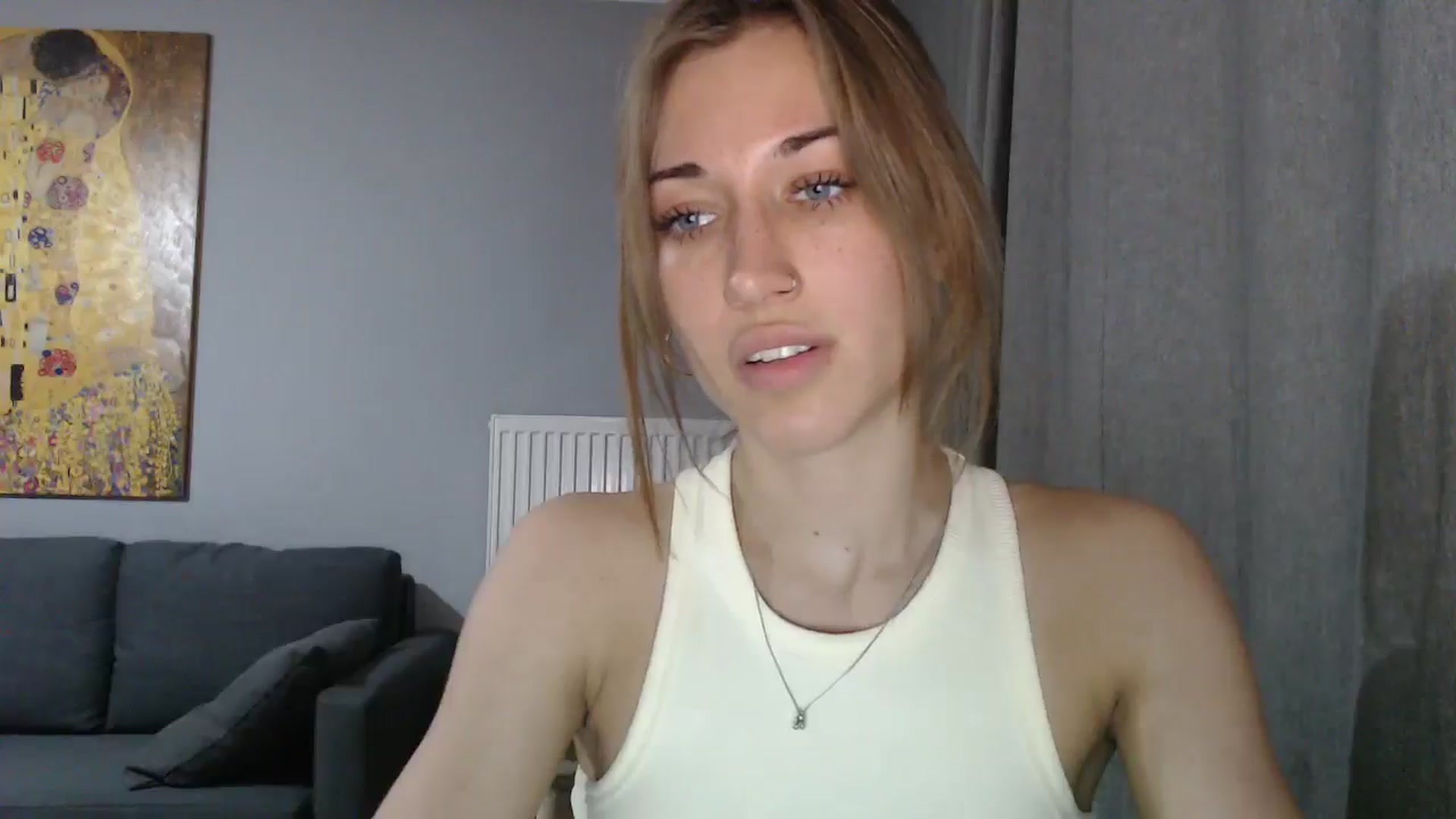Gallery image thumbnail from GalaxyAnisia's myfreecams stream on, 05/17/2024, 21:18 image 19 of 20