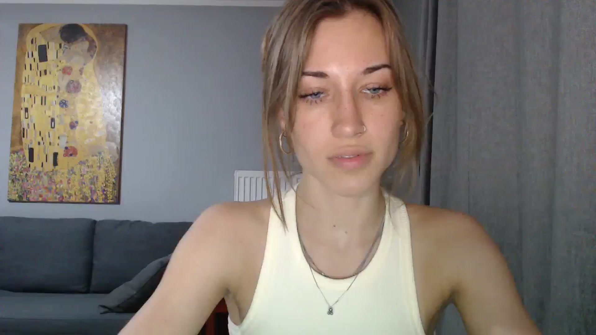 Gallery image thumbnail from GalaxyAnisia's myfreecams stream on, 05/17/2024, 21:18 image 11 of 20