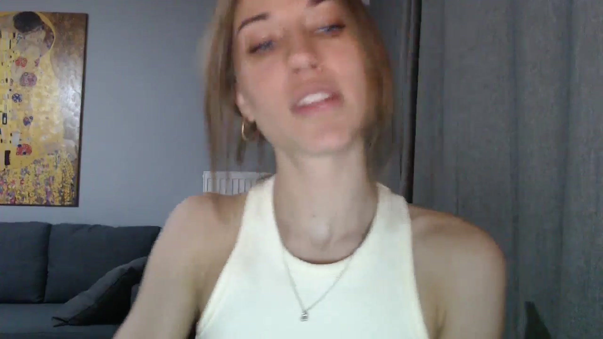 Gallery image thumbnail from GalaxyAnisia's myfreecams stream on, 05/17/2024, 21:18 image 17 of 20
