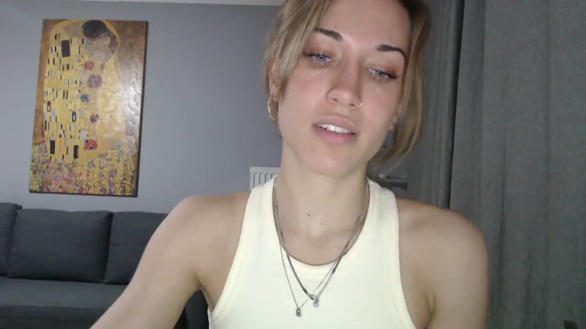 Gallery image thumbnail from GalaxyAnisia's myfreecams stream on, 05/19/2024, 23:41 image 19 of 20