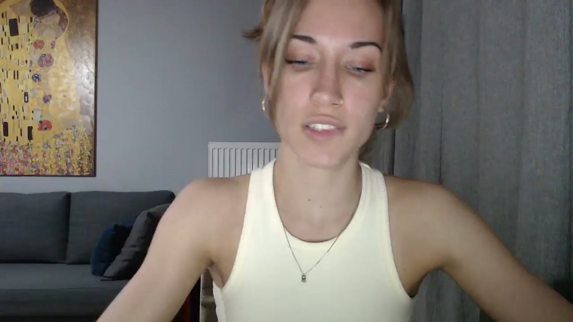 Gallery image thumbnail from GalaxyAnisia's myfreecams stream on, 05/20/2024, 24:46 image 2 of 20