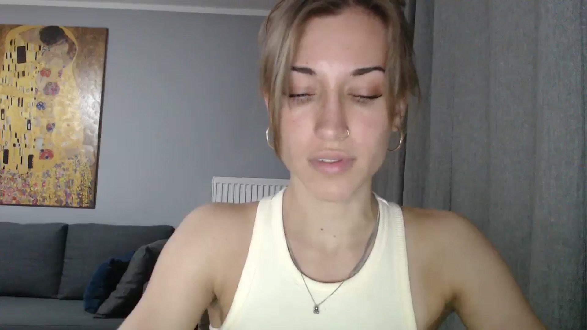 Gallery image thumbnail from GalaxyAnisia's myfreecams stream on, 05/20/2024, 24:46 image 10 of 20