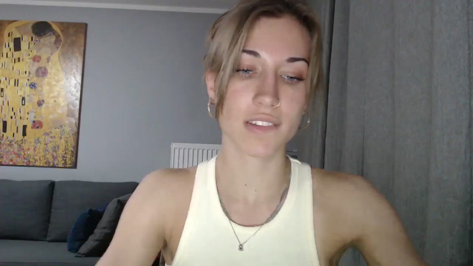 Gallery image thumbnail from GalaxyAnisia's myfreecams stream on, 05/20/2024, 24:46 image 12 of 20