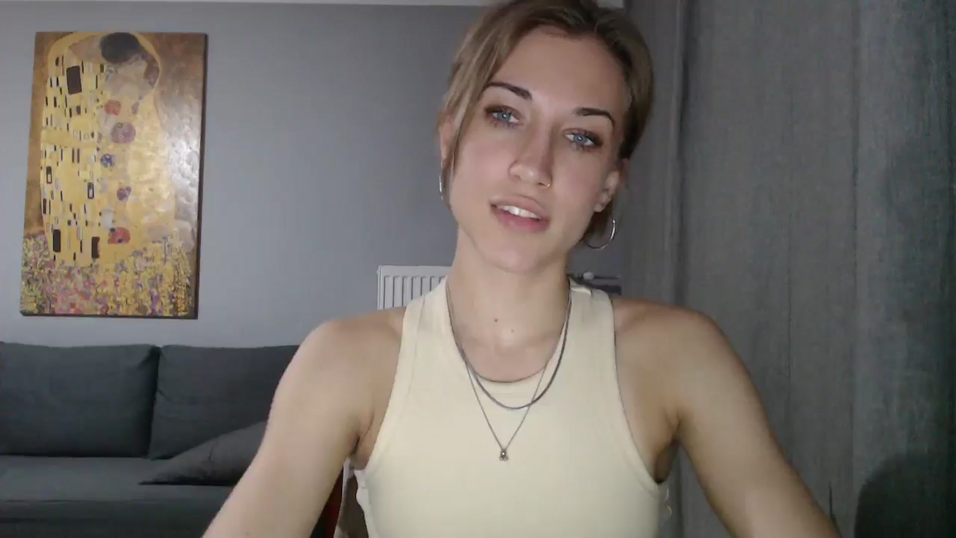 Gallery image thumbnail from GalaxyAnisia's myfreecams stream on, 05/26/2024, 01:03 image 13 of 20