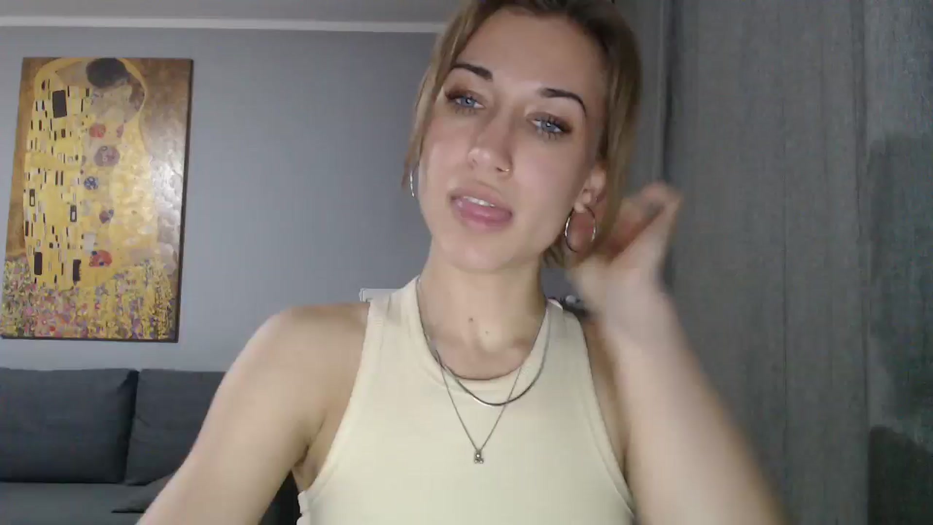 Gallery image thumbnail from GalaxyAnisia's myfreecams stream on, 05/26/2024, 01:03 image 8 of 20
