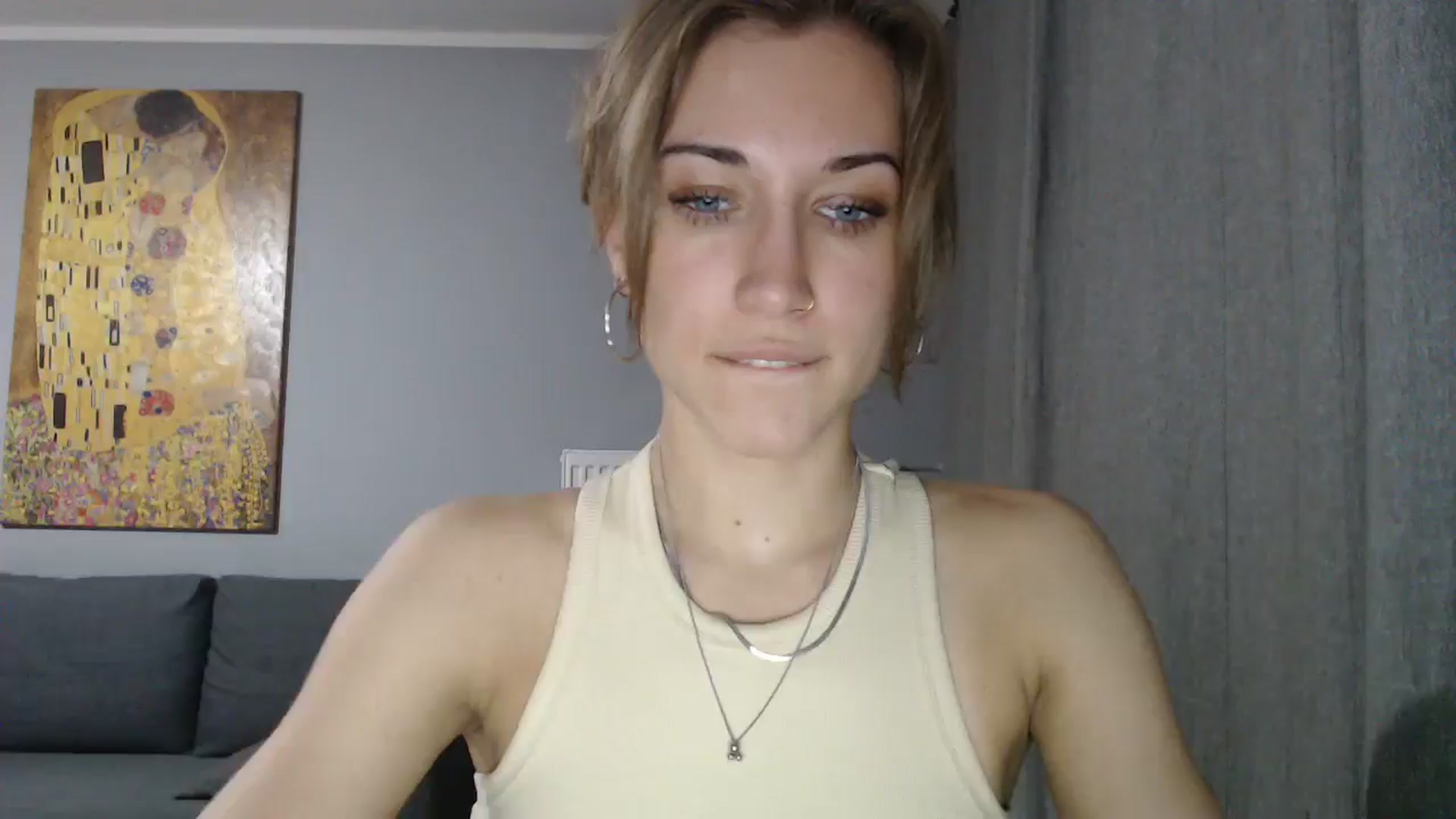 Gallery image thumbnail from GalaxyAnisia's myfreecams stream on, 05/26/2024, 01:03 image 6 of 20