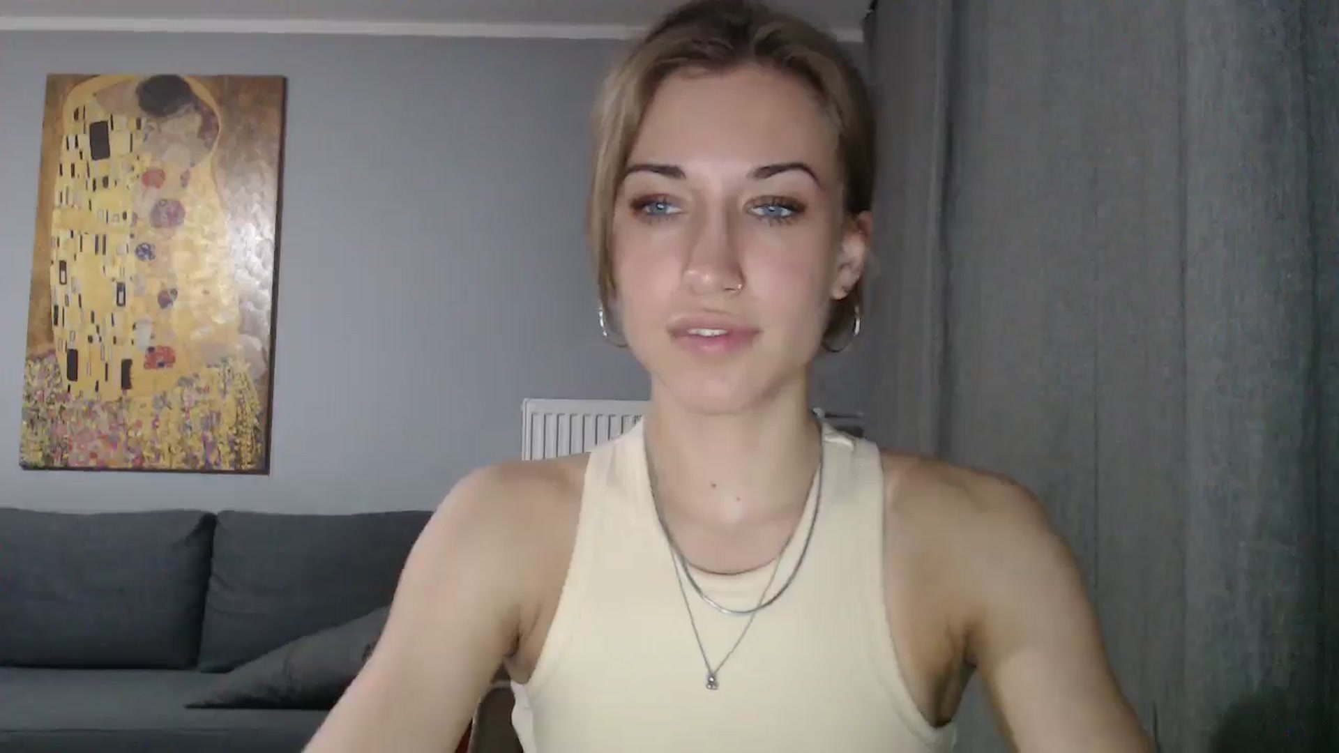 Gallery image thumbnail from GalaxyAnisia's myfreecams stream on, 05/26/2024, 01:03 image 11 of 20