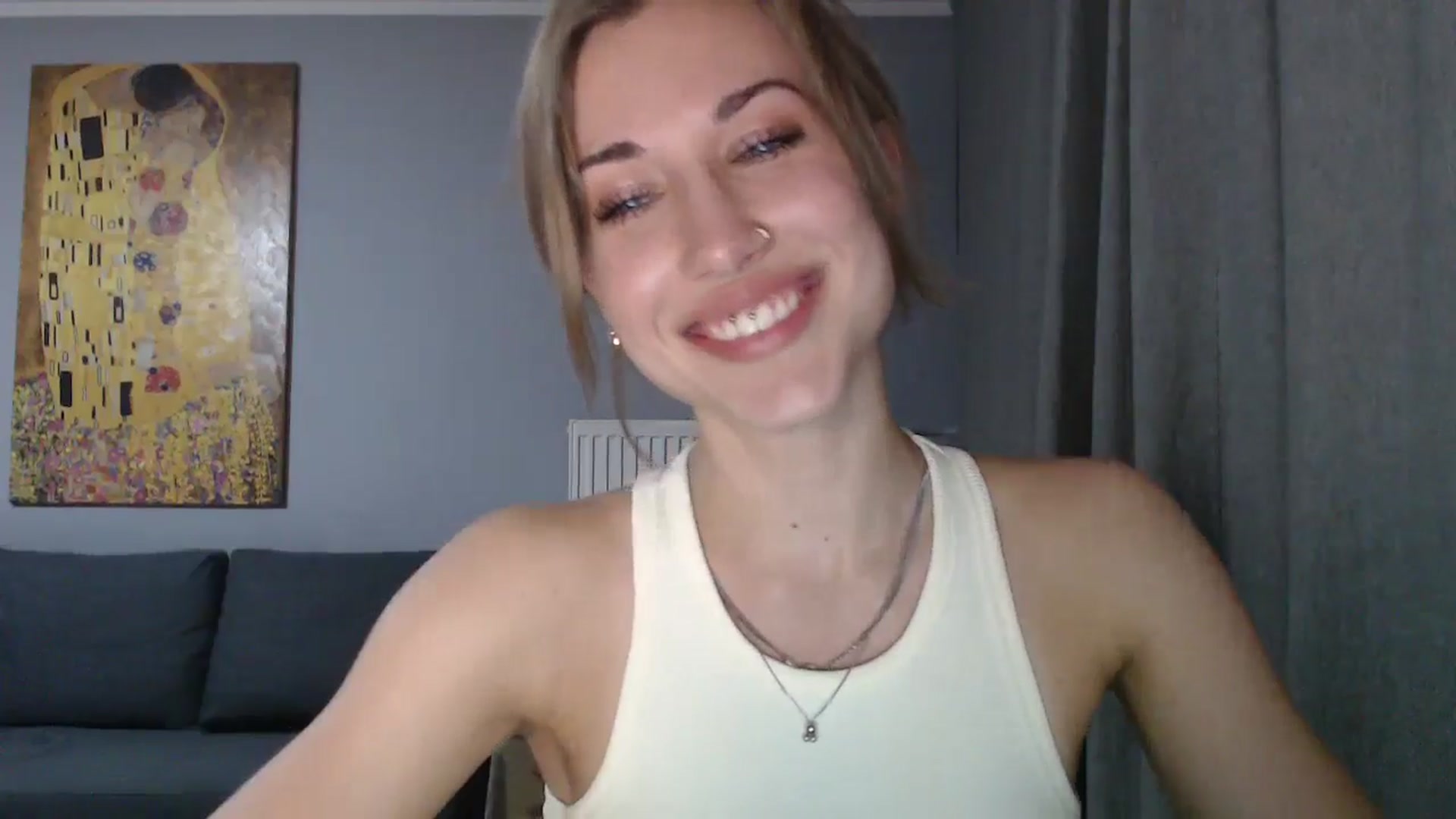 Gallery image thumbnail from GalaxyAnisia's myfreecams stream on, 06/03/2024, 22:07 image 12 of 20