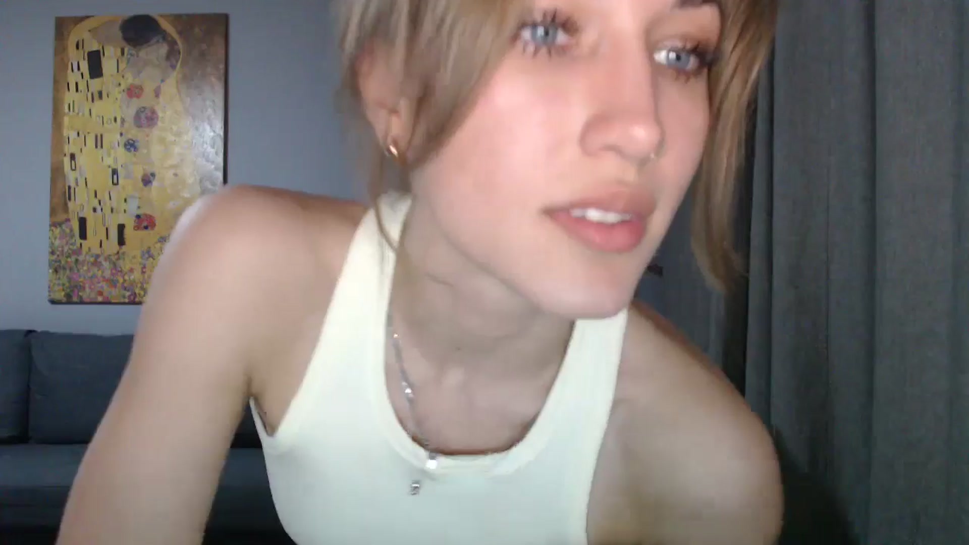 Gallery image thumbnail from GalaxyAnisia's myfreecams stream on, 06/03/2024, 22:07 image 17 of 20