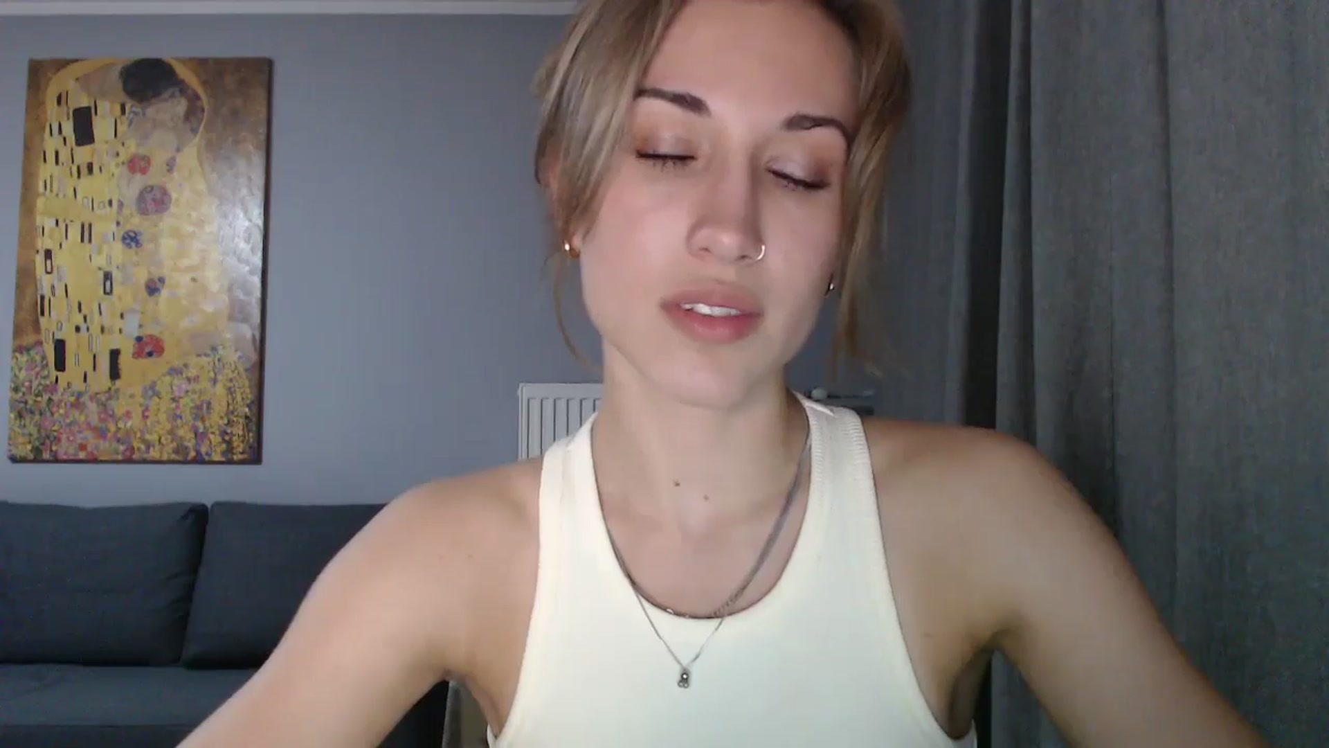 Gallery image thumbnail from GalaxyAnisia's myfreecams stream on, 06/03/2024, 22:07 image 13 of 20