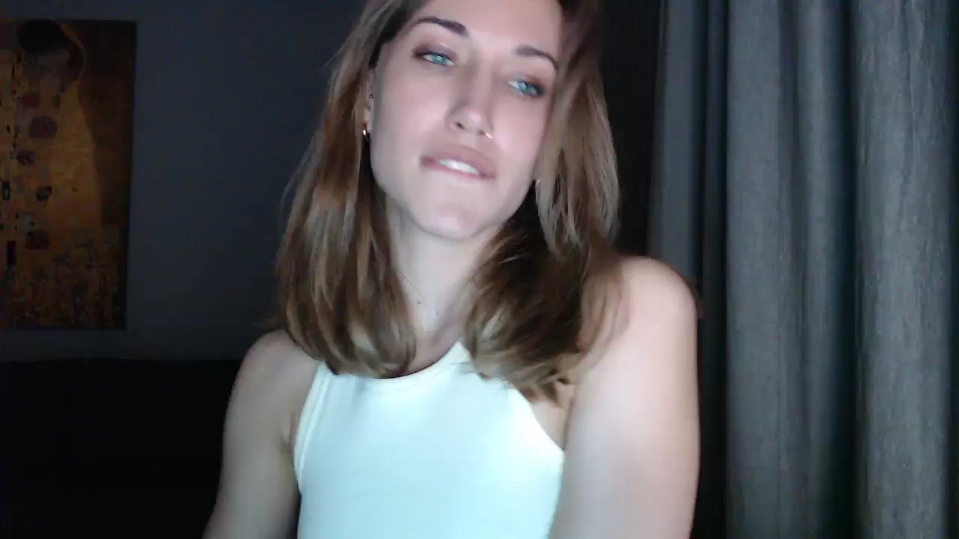 Gallery image thumbnail from GalaxyAnisia's myfreecams stream on, 06/03/2024, 23:10 image 4 of 20