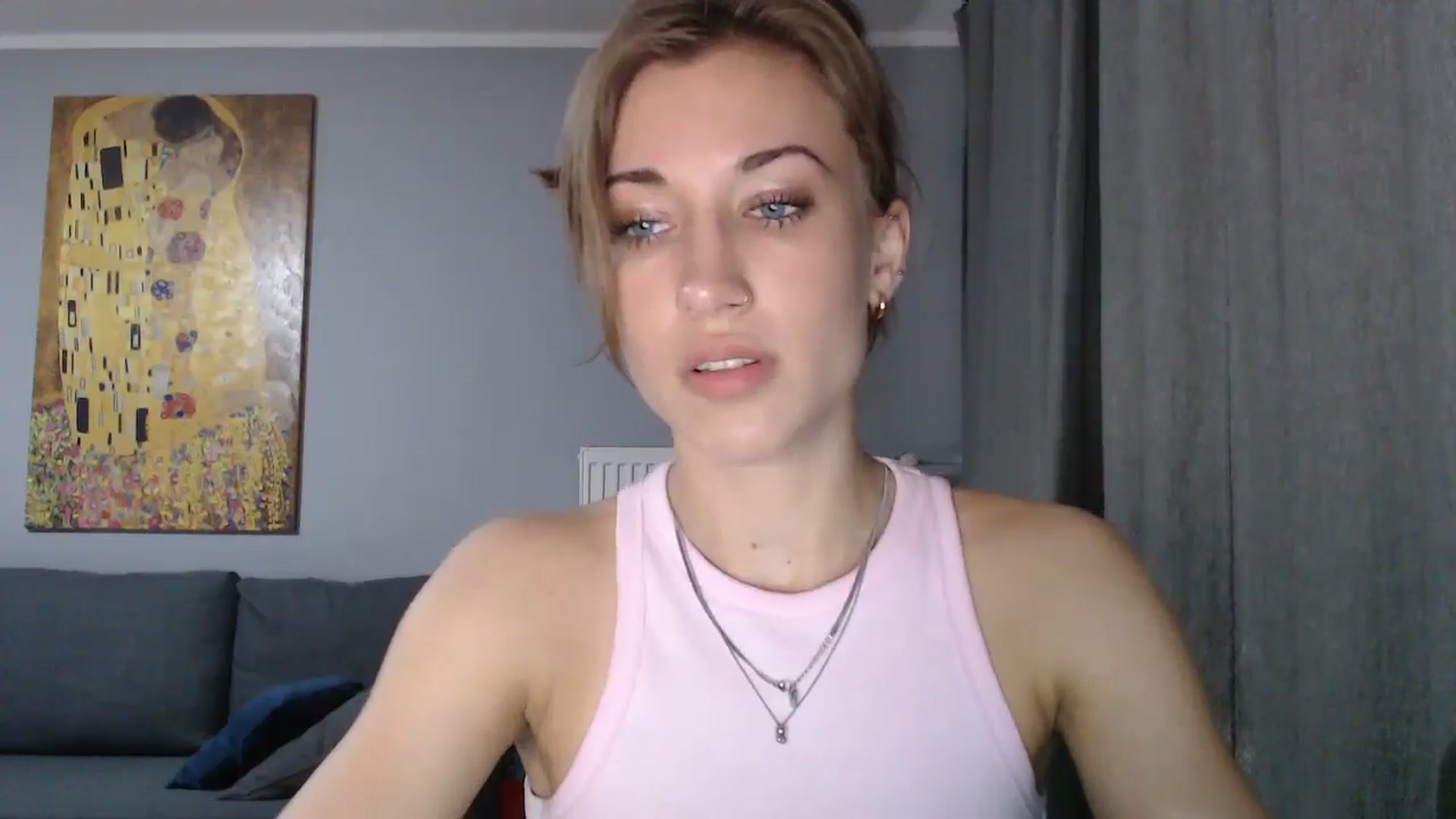 Gallery image thumbnail from GalaxyAnisia's myfreecams stream on, 06/04/2024, 14:11 image 8 of 20