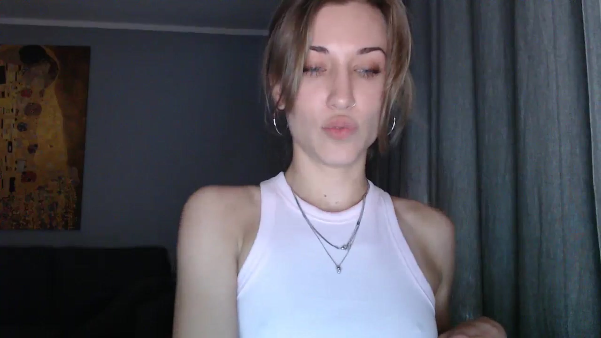 Gallery image thumbnail from GalaxyAnisia's myfreecams stream on, 06/13/2024, 14:11 image 4 of 20