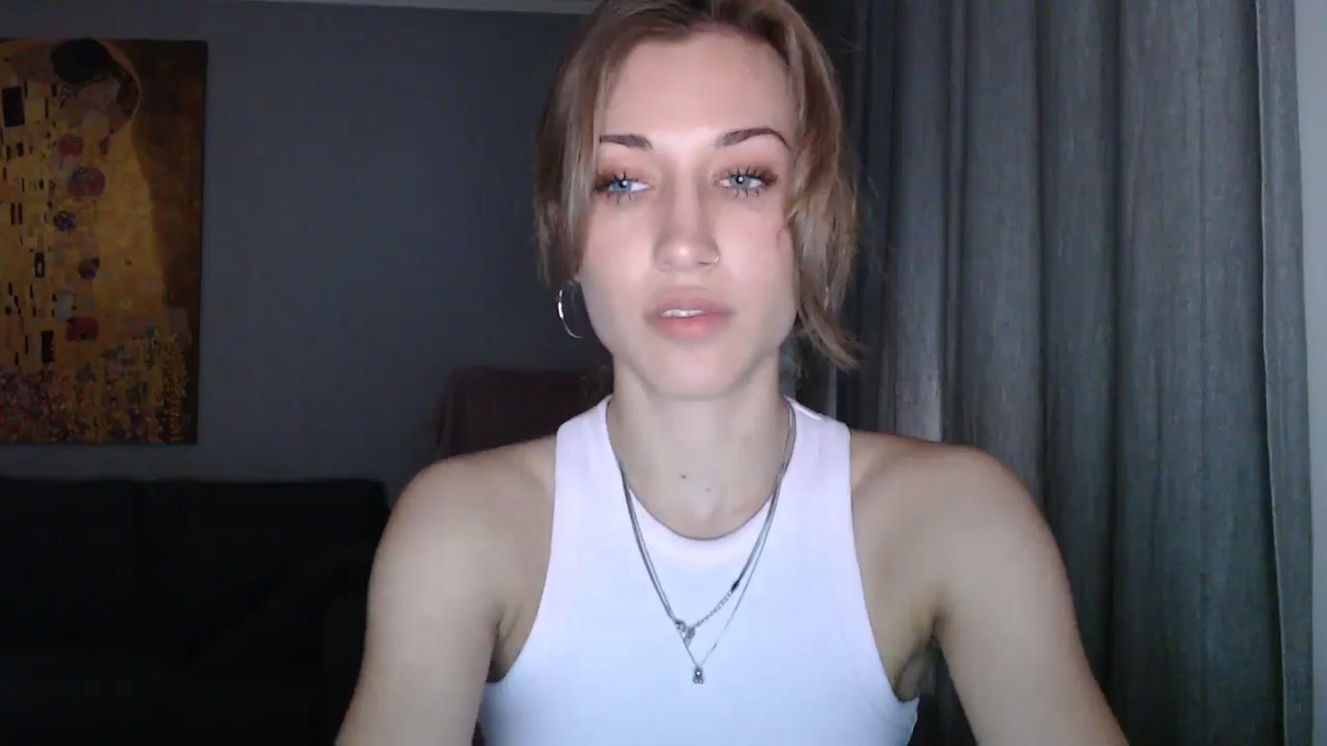 Gallery image thumbnail from GalaxyAnisia's myfreecams stream on, 06/13/2024, 14:11 image 8 of 20