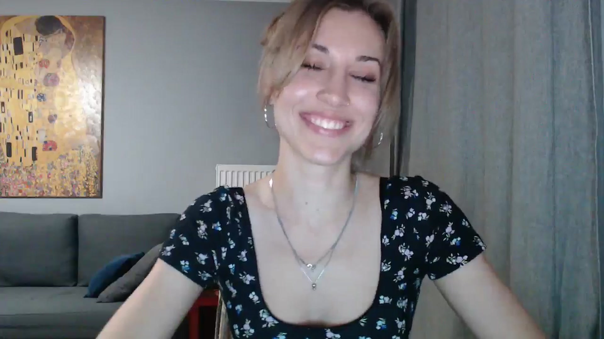 Gallery image thumbnail from GalaxyAnisia's myfreecams stream on, 06/13/2024, 14:48 image 3 of 20