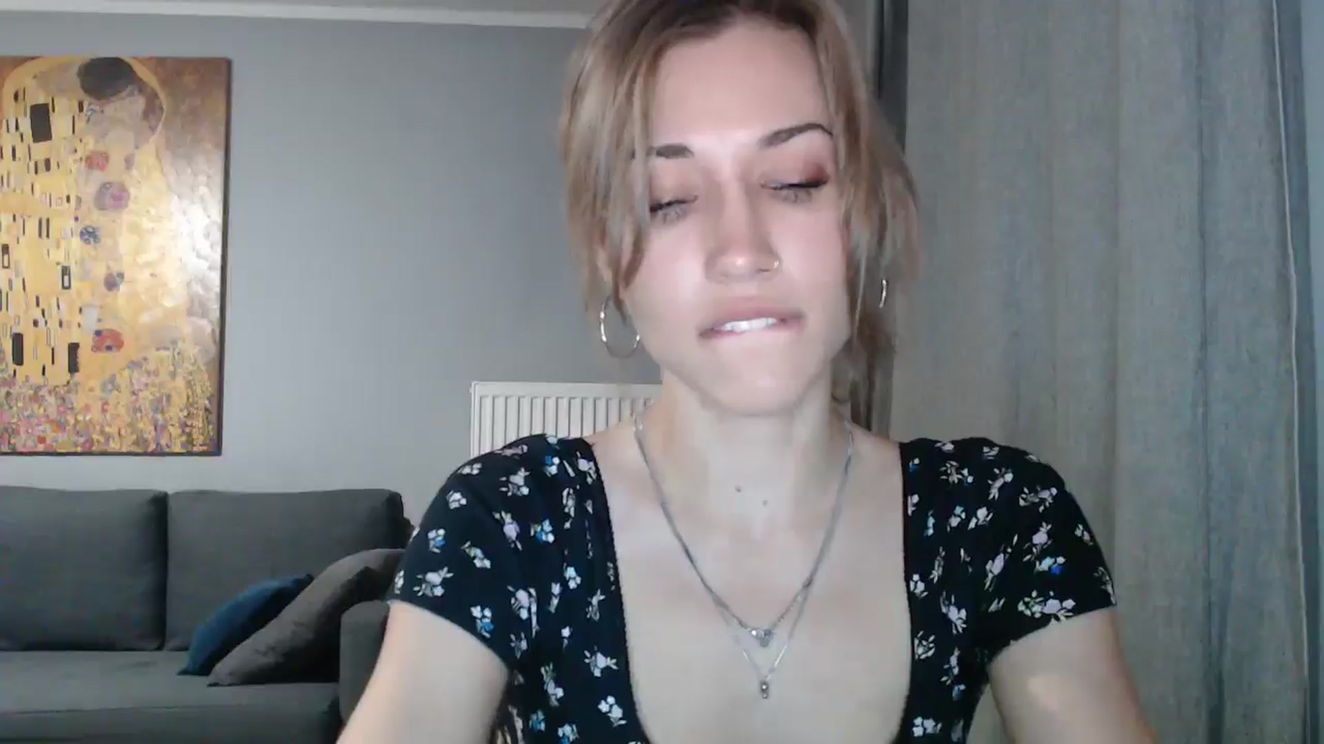 Gallery image thumbnail from GalaxyAnisia's myfreecams stream on, 06/13/2024, 14:48 image 17 of 20