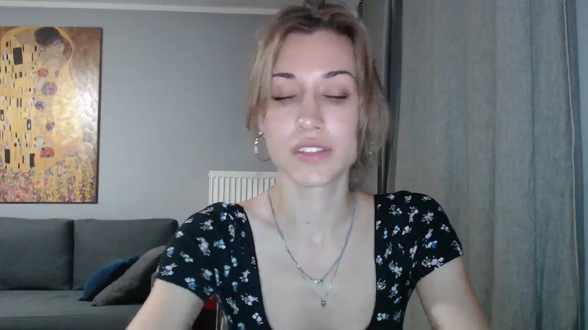 Gallery image thumbnail from GalaxyAnisia's myfreecams stream on, 06/13/2024, 14:48 image 6 of 20